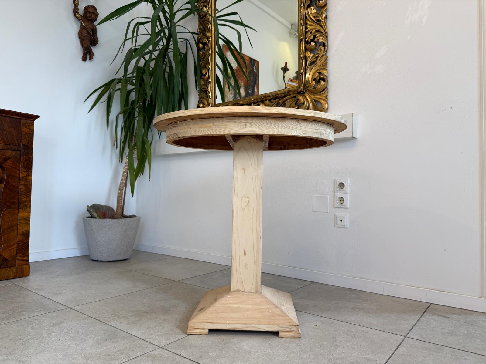 Bäuerliches Jugendstil Tischerl Beistelltisch Bauerntisch D2432