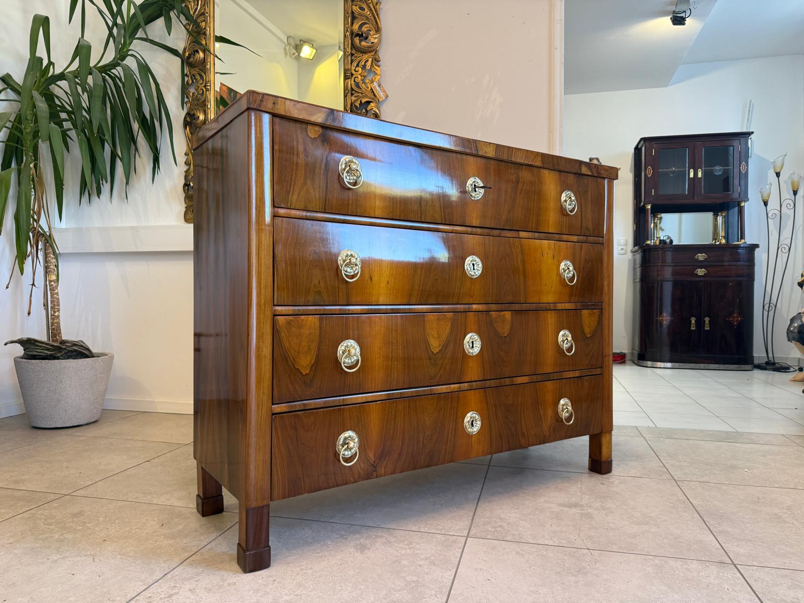 Biedermeier Kommode Ladenkommode Nussholz Antiquität Restauriert D2763