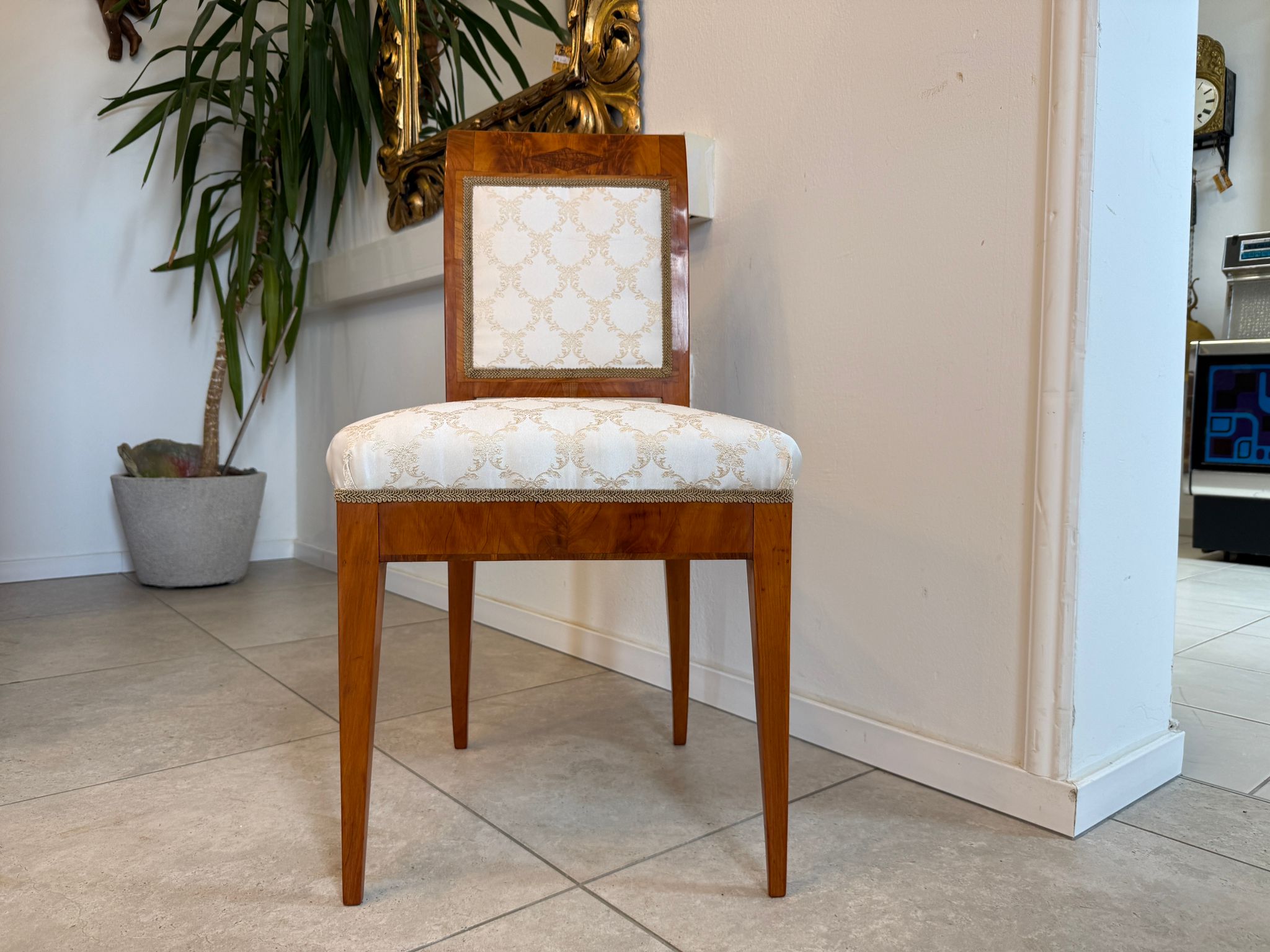 SALE Restaurierter Biedermeier Sessel Nussholz Stuhl Antiquität D1196