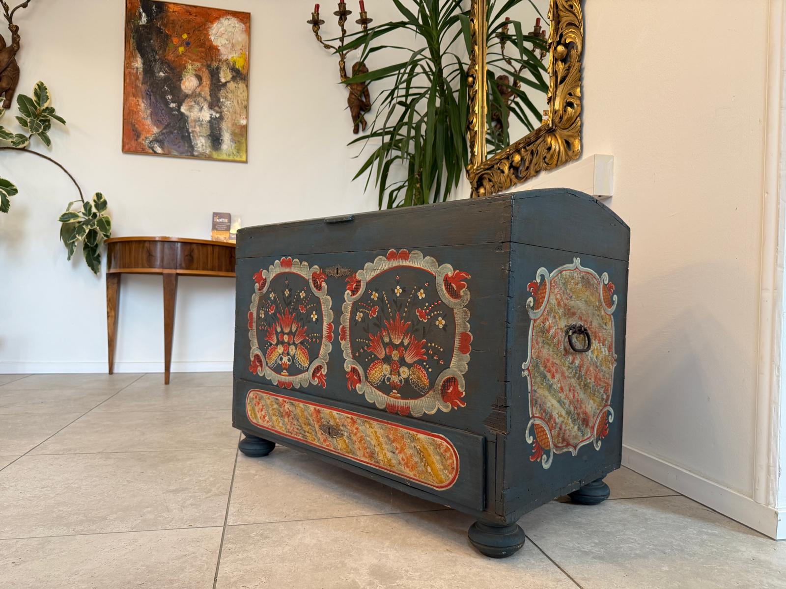 Urige handbemalte Tiroler Truhe Landhaustruhe Bauerntruhe G2271