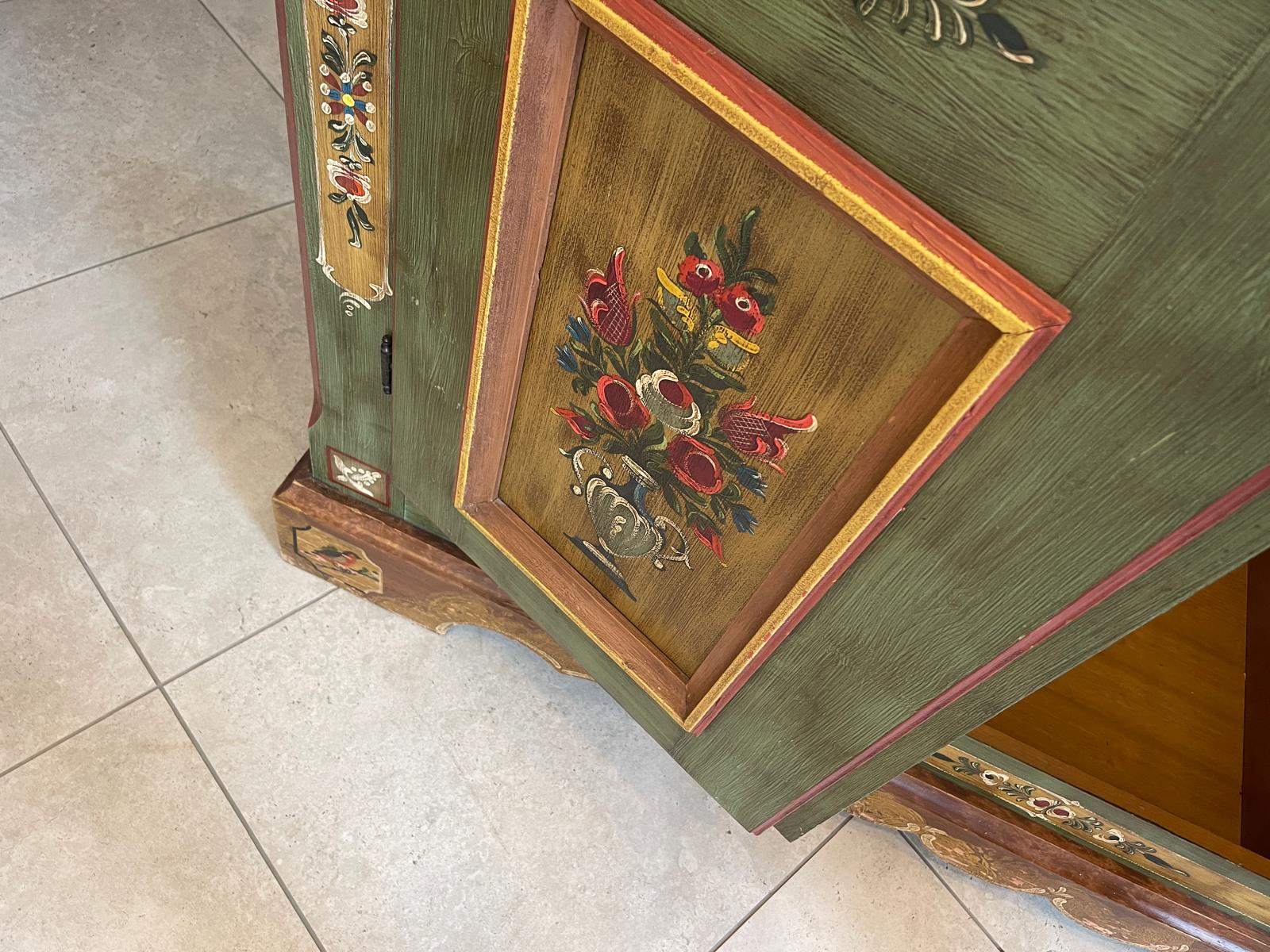 Handbemalter Voglauer Schrank Bauernschrank Anno 1800 Altgrün G1603