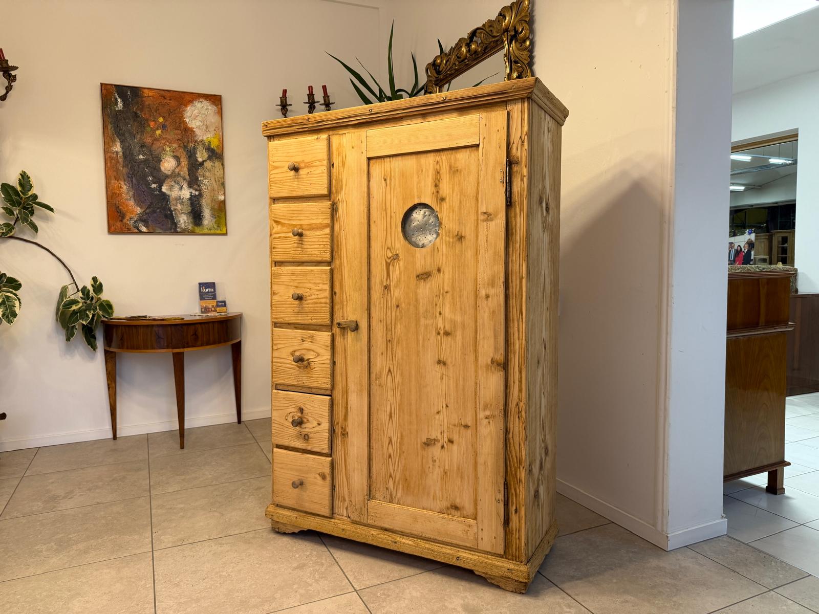 Uriger Biedermeier Brotschrank Almerschrank Speiskasten Bauernkasten G2244