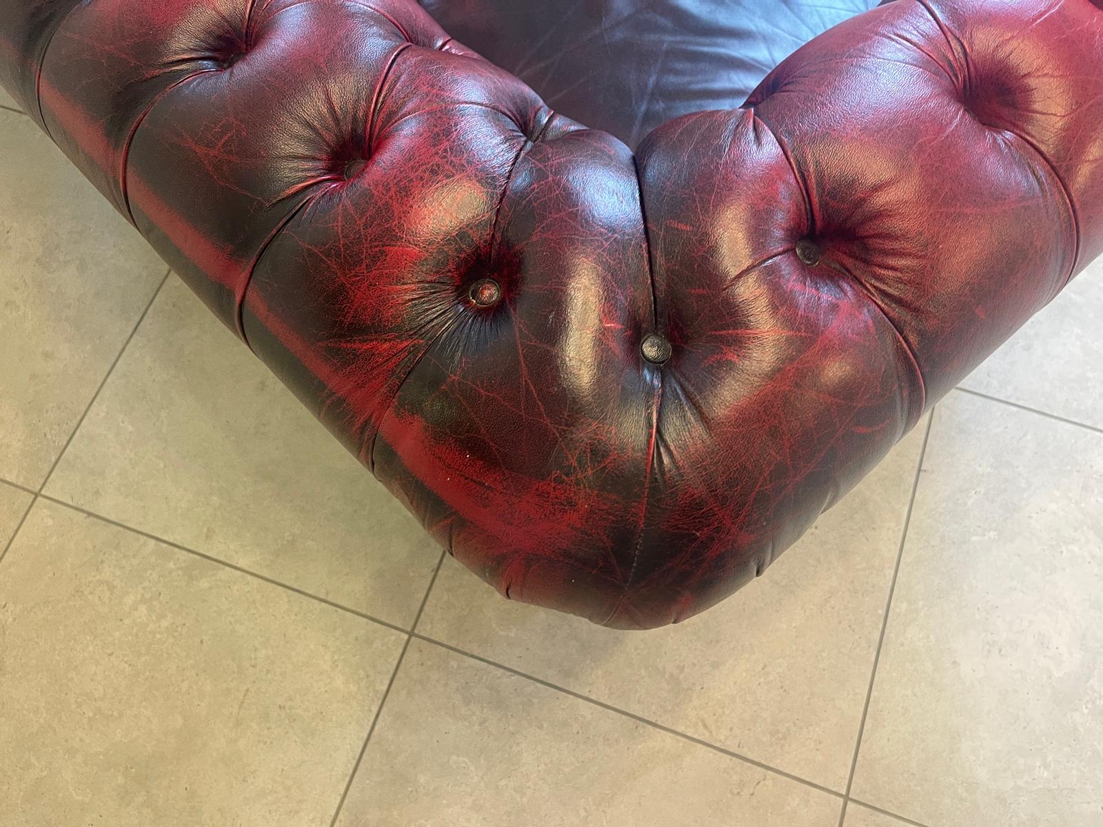 Chesterfield 2er Clubsofa Diwan Couch Oxblood G1053