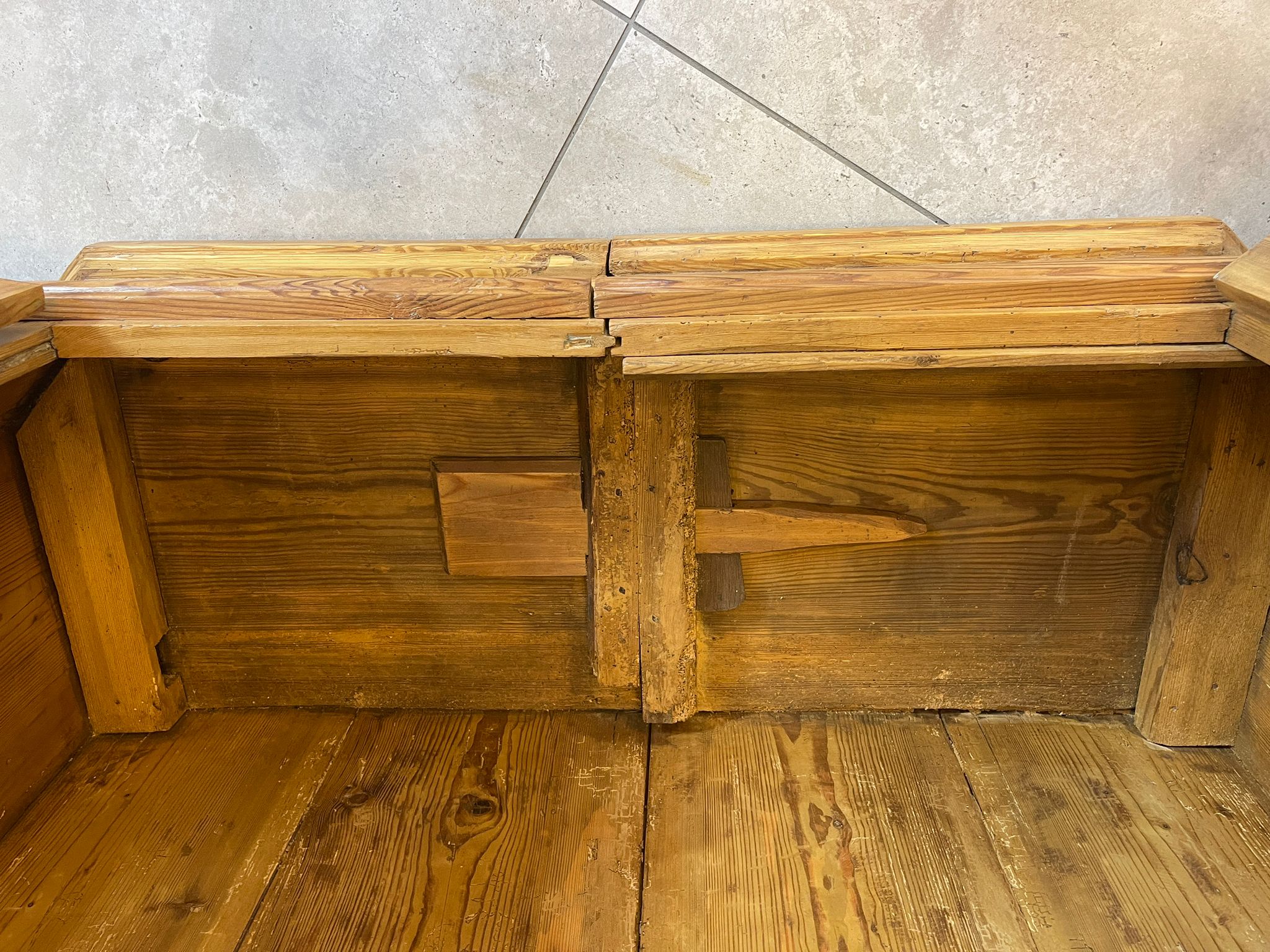 2cbad90c-86d5-43cc-b973-1acdac8ef0b1 Bauernschrank Barockschrank Barock Hallenschrank Kasten A4975