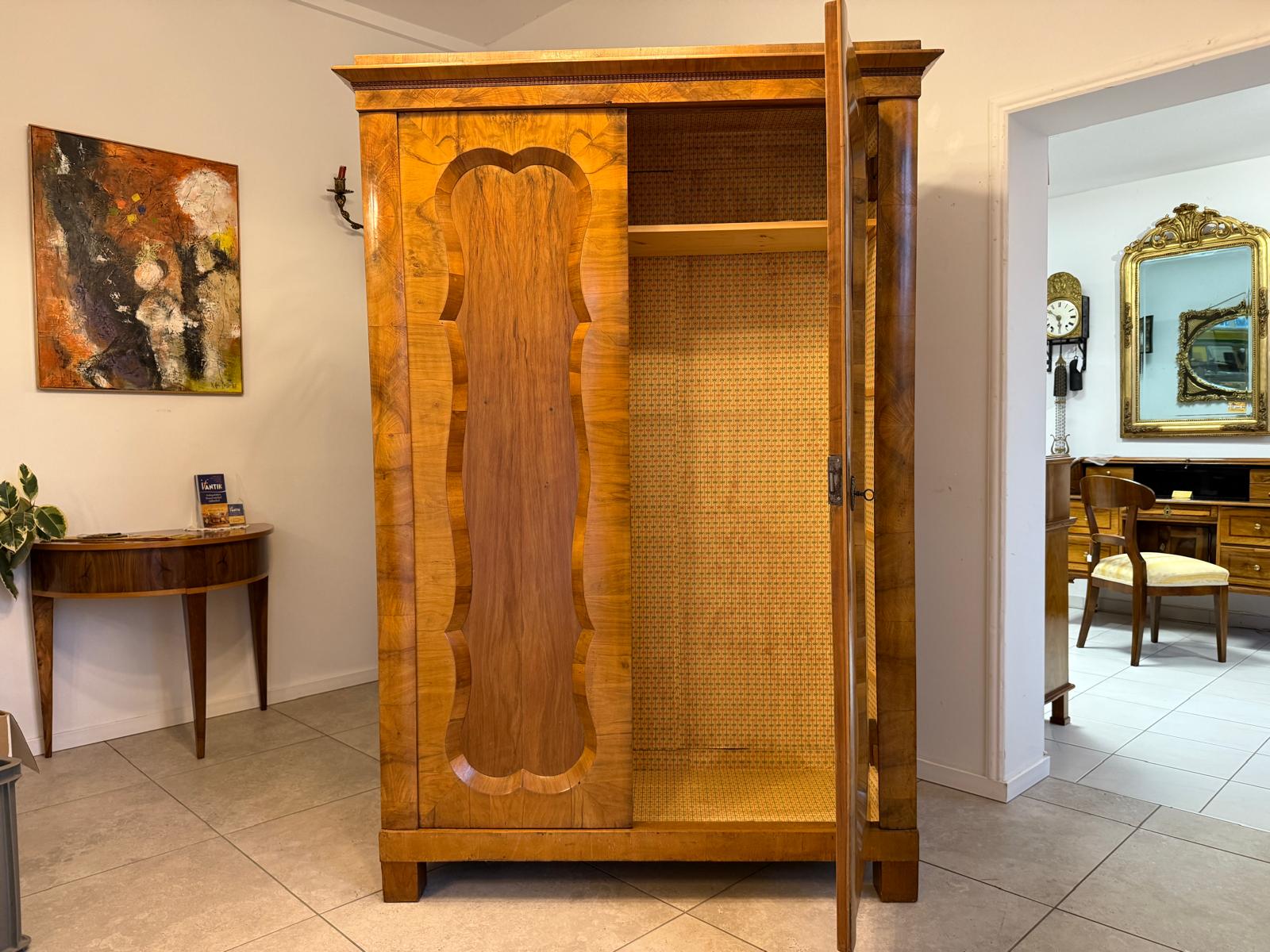 Original Biedermeier Schrank Kleiderkasten Keilschrank G2329