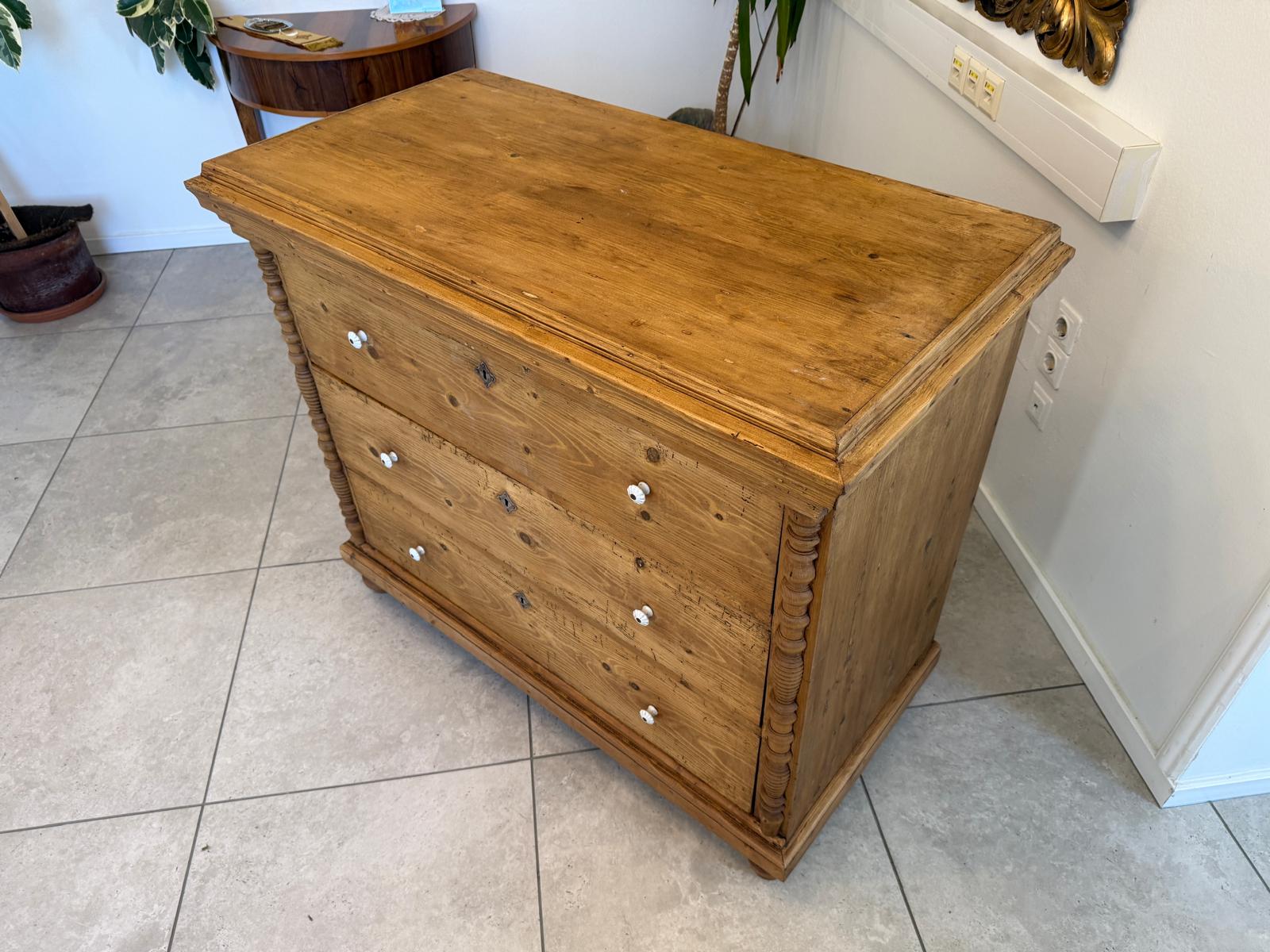Originale Gründerzeit Kommode Antik 3 Laden aus Fichtenholz Weichholz G2281