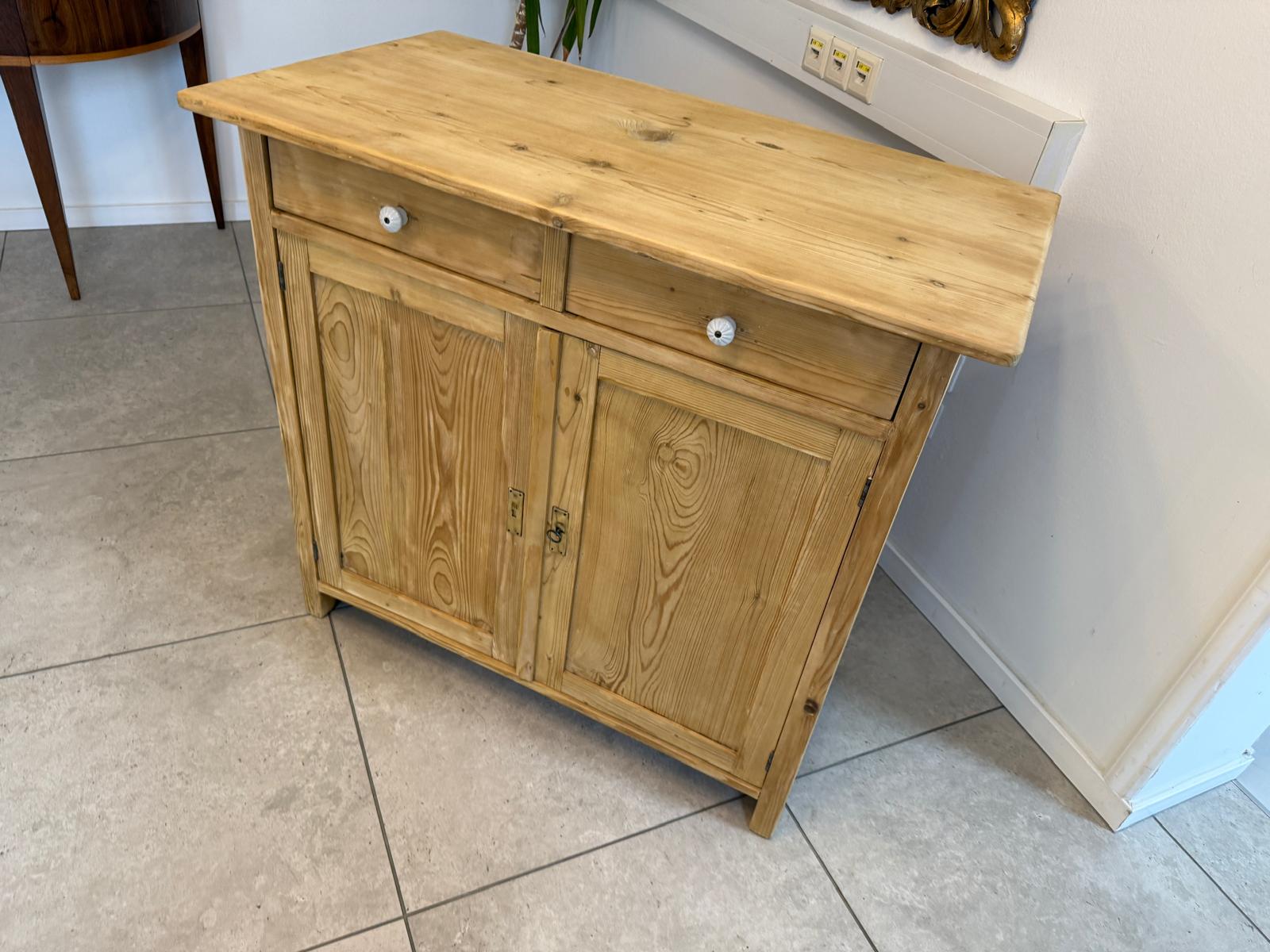 Originale Jugendstil Anrichte Naturholzmöbel Weichholz G2334