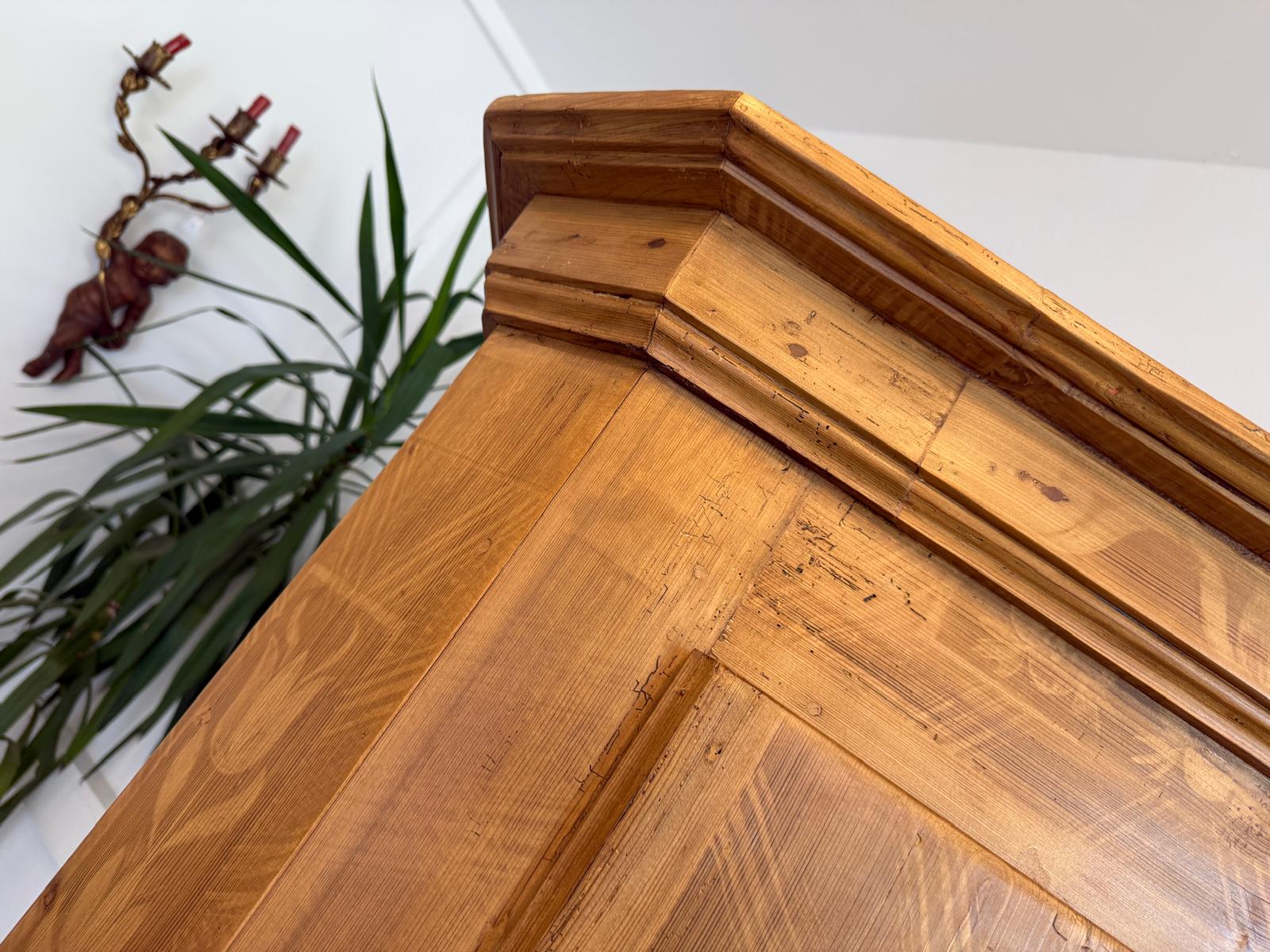 Restaurierter Biedermeier Bauernschrank Naturholzschrank G2010