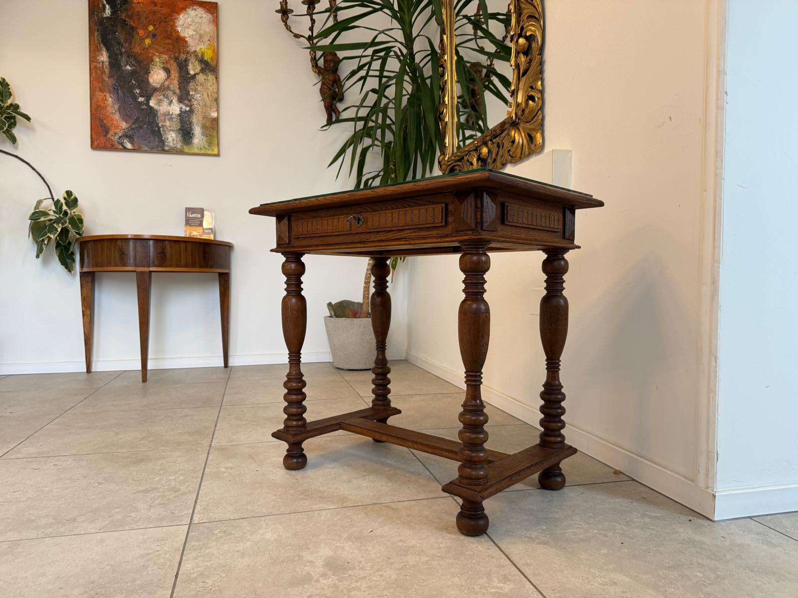 SALE Originales Gründerzeit Tischerl Nähtischerl Antiquität D1058