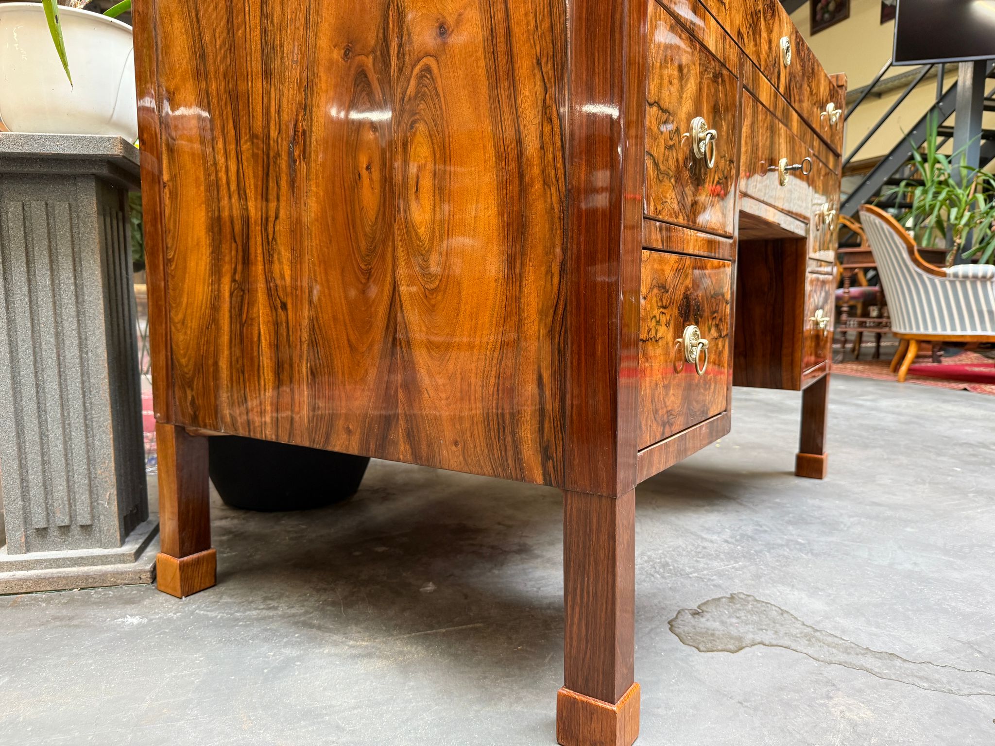 Restaurierte Biedermeier Schreibkommode Sekretär Nussholz Antiquität G2054