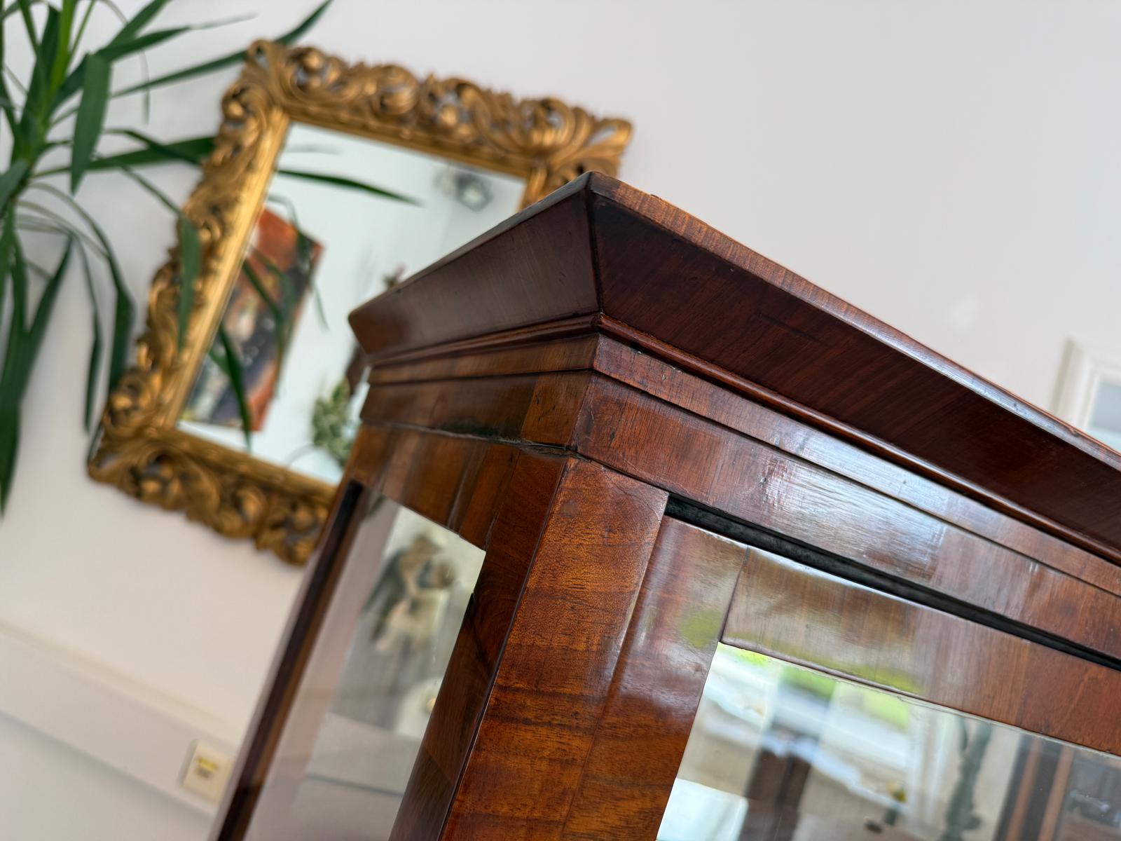 Restaurierte Stilvitrine Biedermeier Glasschrank Bücherschrank G2014
