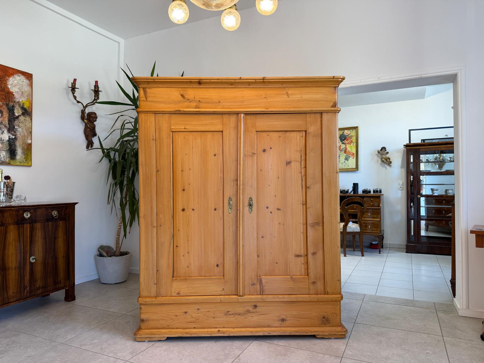 Originaler Bauernschrank Biedermeierschrank Hallenschrank Bauernkasten G2092