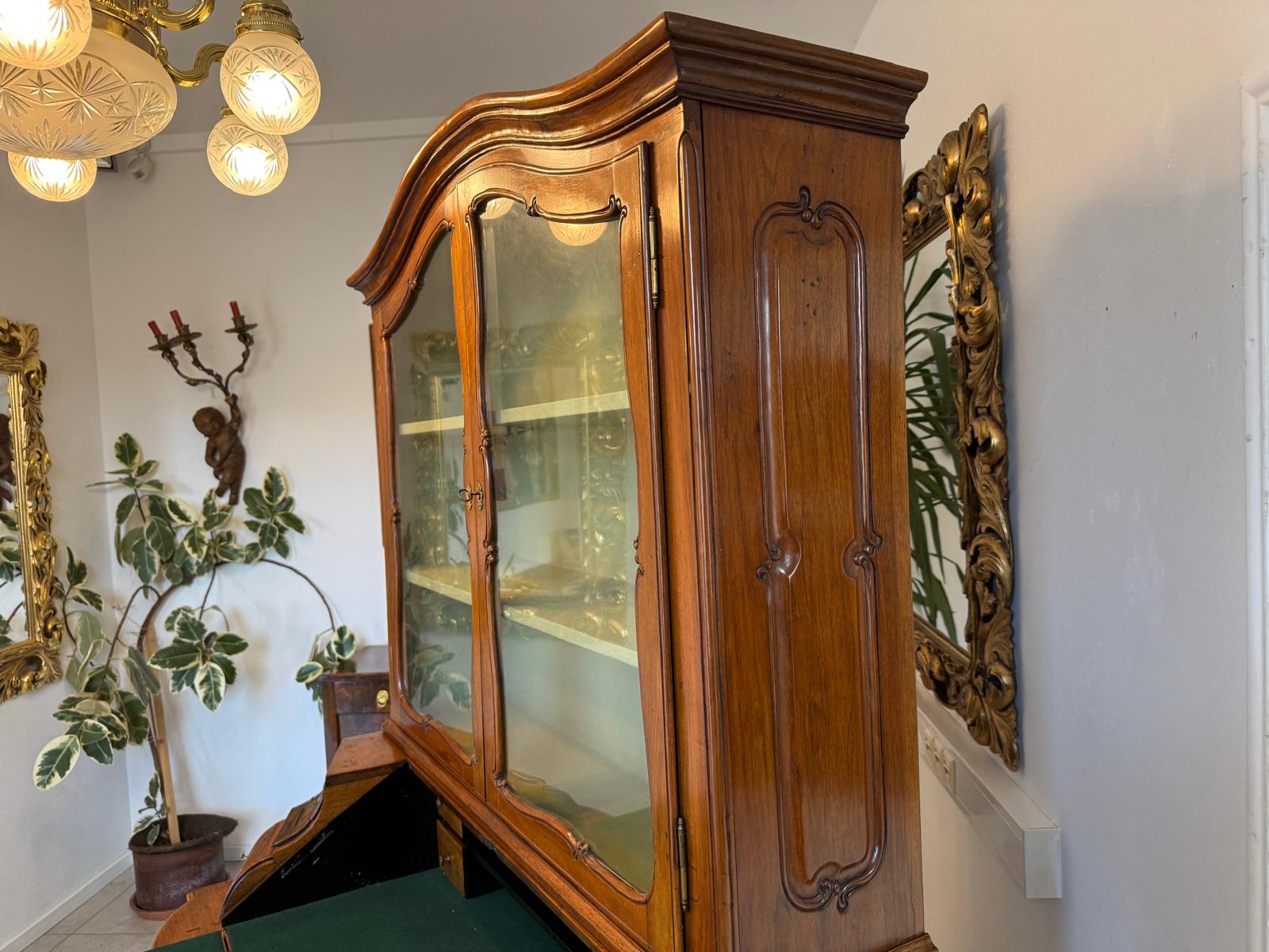 SALE Originale Aufsatzvitrine Aufsatzkommode Vitrine Antiquität Nussholz  D1146