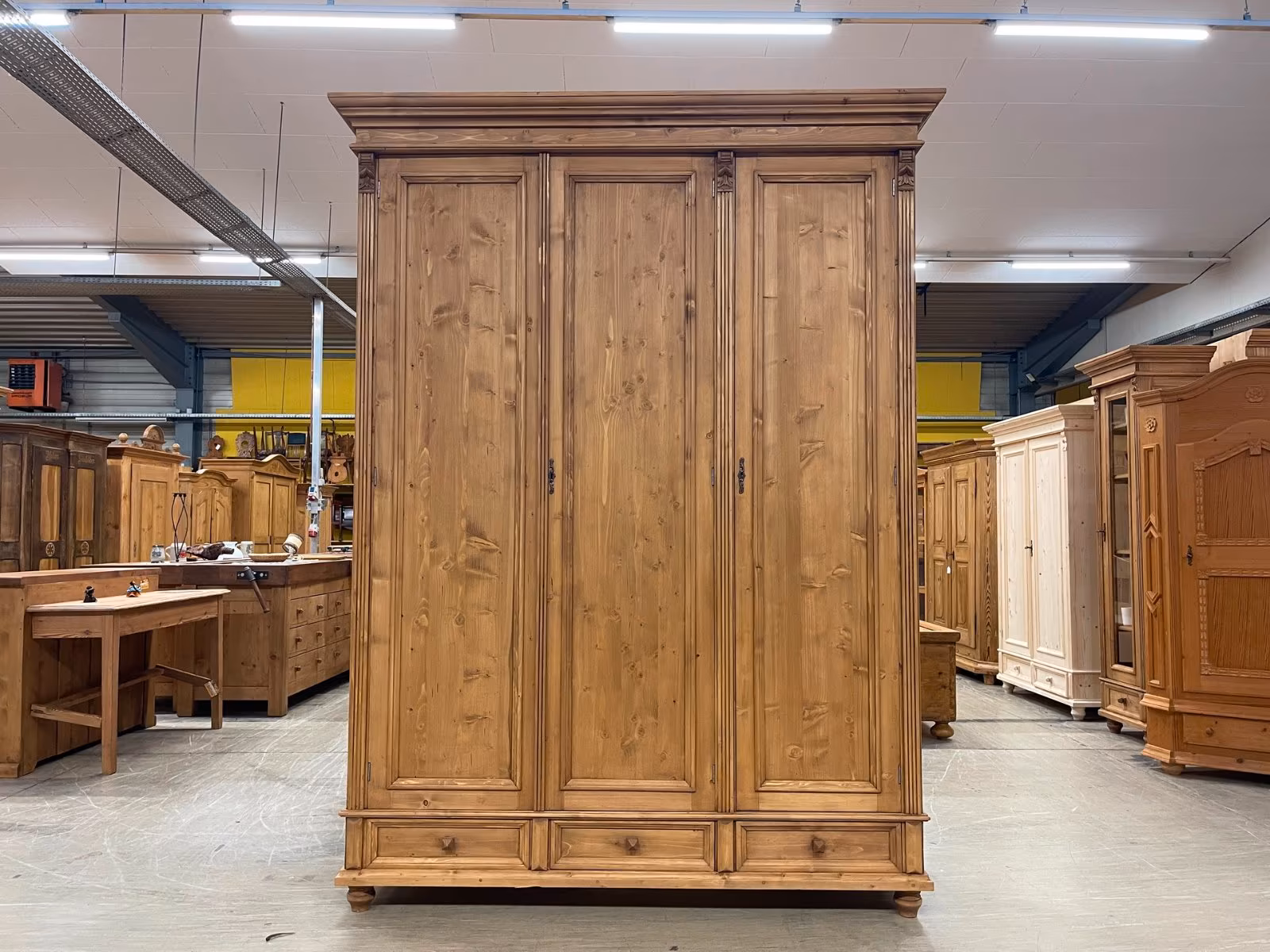 Garderobenschrank Bauernschrank Kasten Bauernmöbel i2140