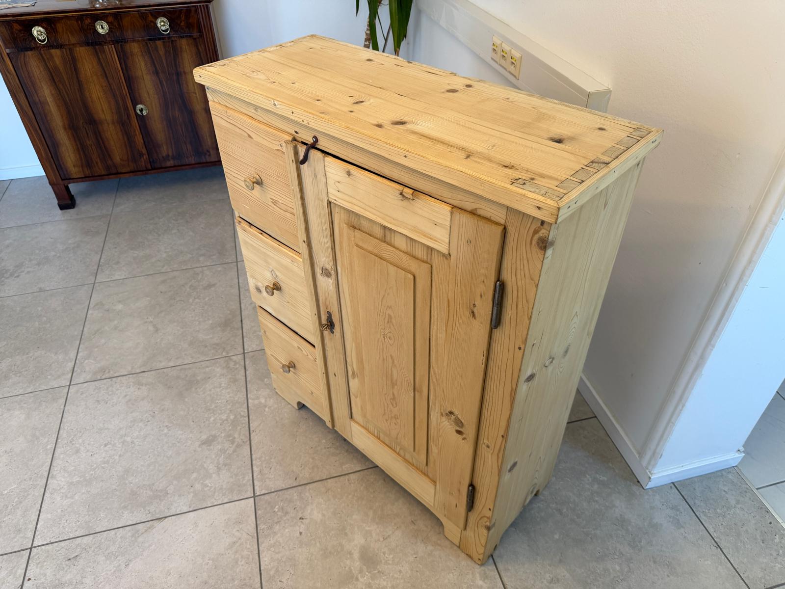 Alter Biedermeier Brotschrank Almerschrank Vorratskasten Bauernschrank Kasten G2093