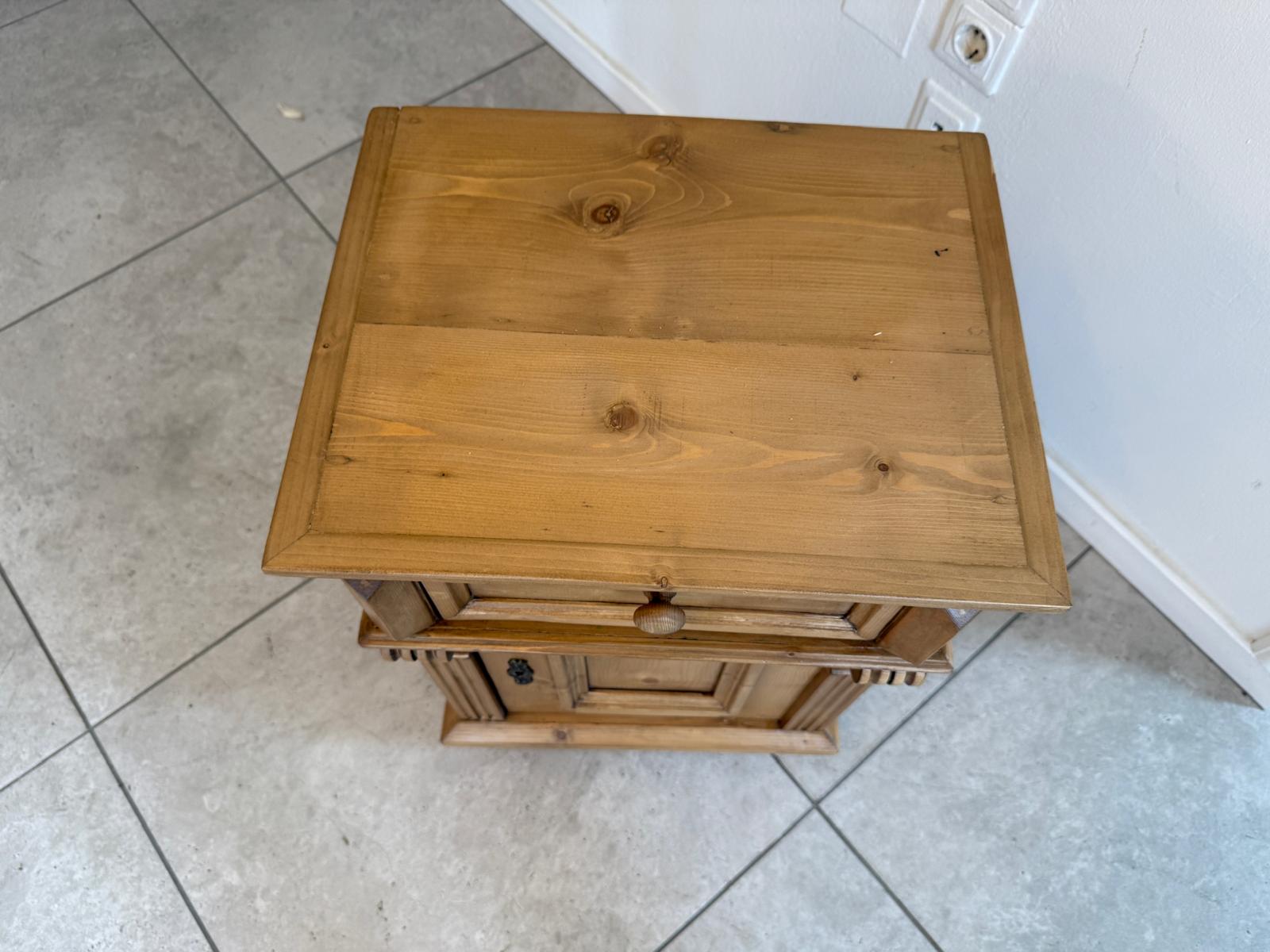 Bäuerliches Nachtkasterl Gründerzeit Stil Fichtenholz Antik G2067