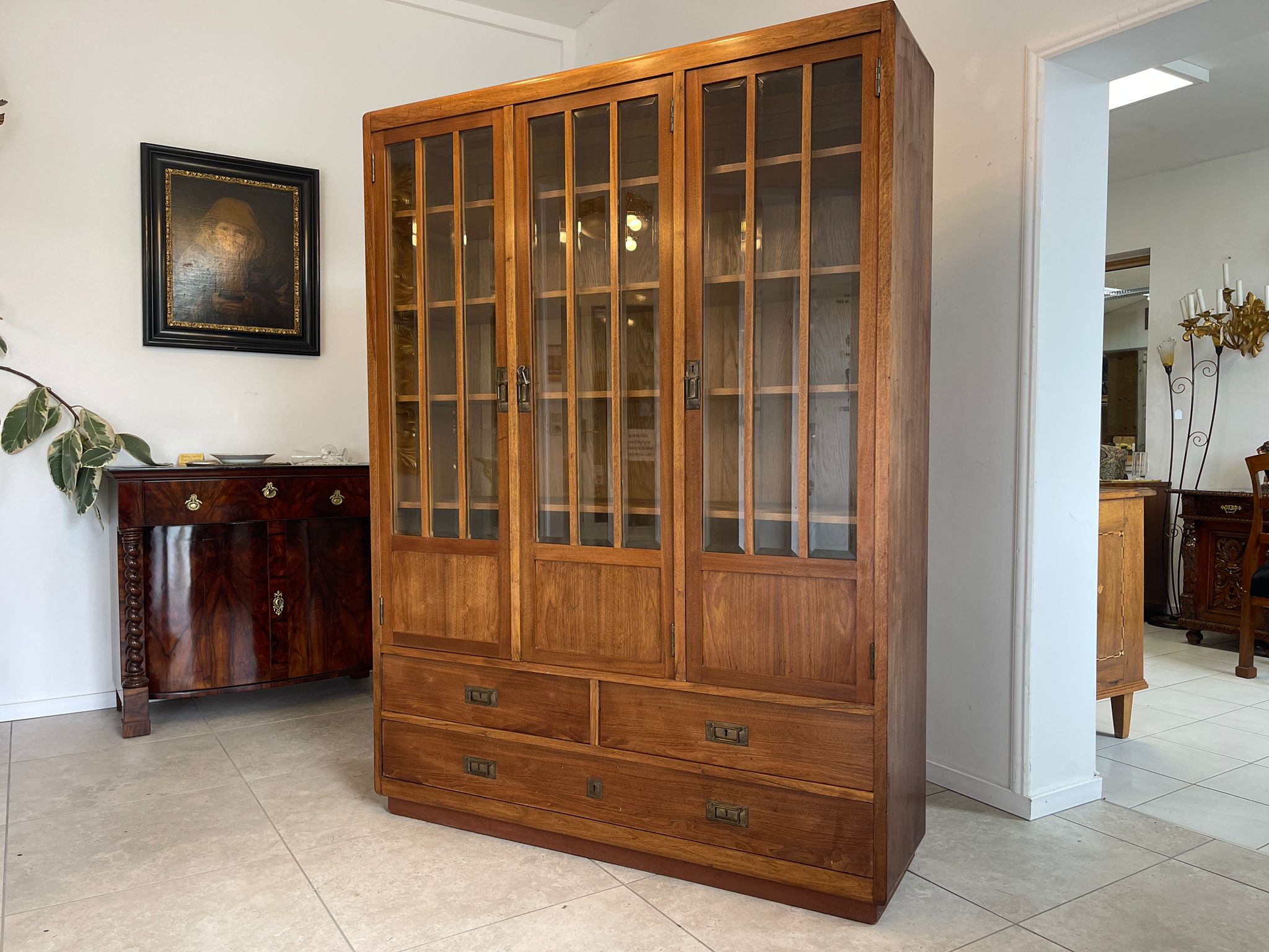 8e1028f4-6fea-4492-8690-0dfb0a4db8f6 Jugendstil Schrank Kleiderkasten Jugendstil Bücherschrank A4887