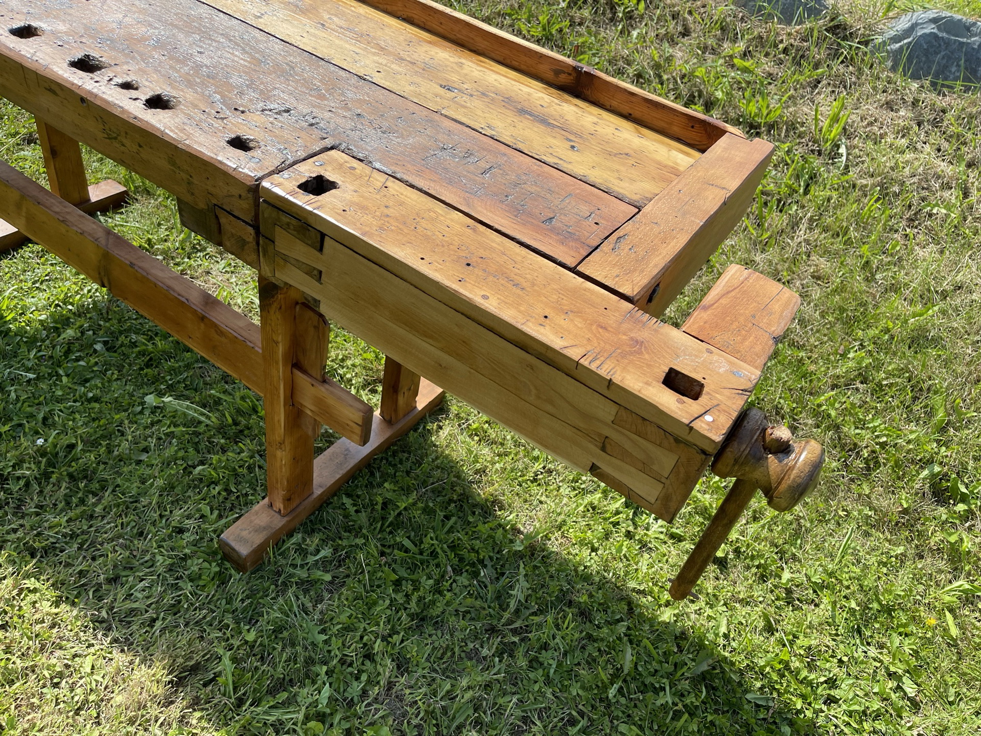 Barock-Biedermeier_91 alte restaurierte Hobelbank, Werkbank, Küchentisch A3073