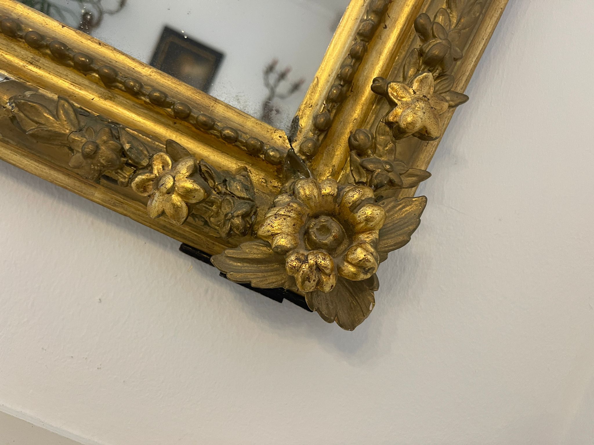 2a29bfdb-dbd3-4e71-ae61-0dc601d752e3 Goldener Florentiner Rahmen Spiegel Original A4561