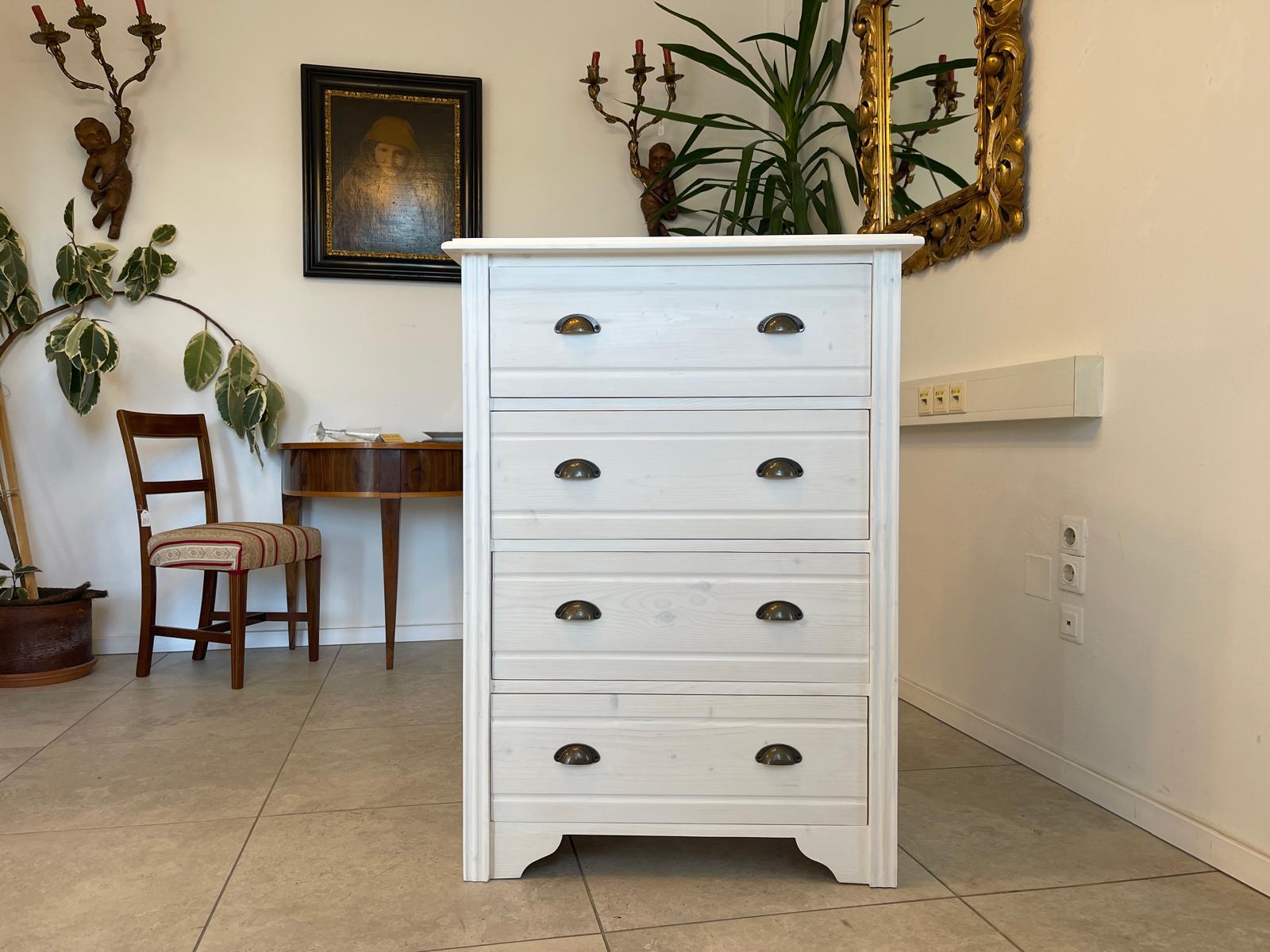 Bäuerliche Anrichte Sideboard Kommode Naturholz Fichtenholz Weiss G1074