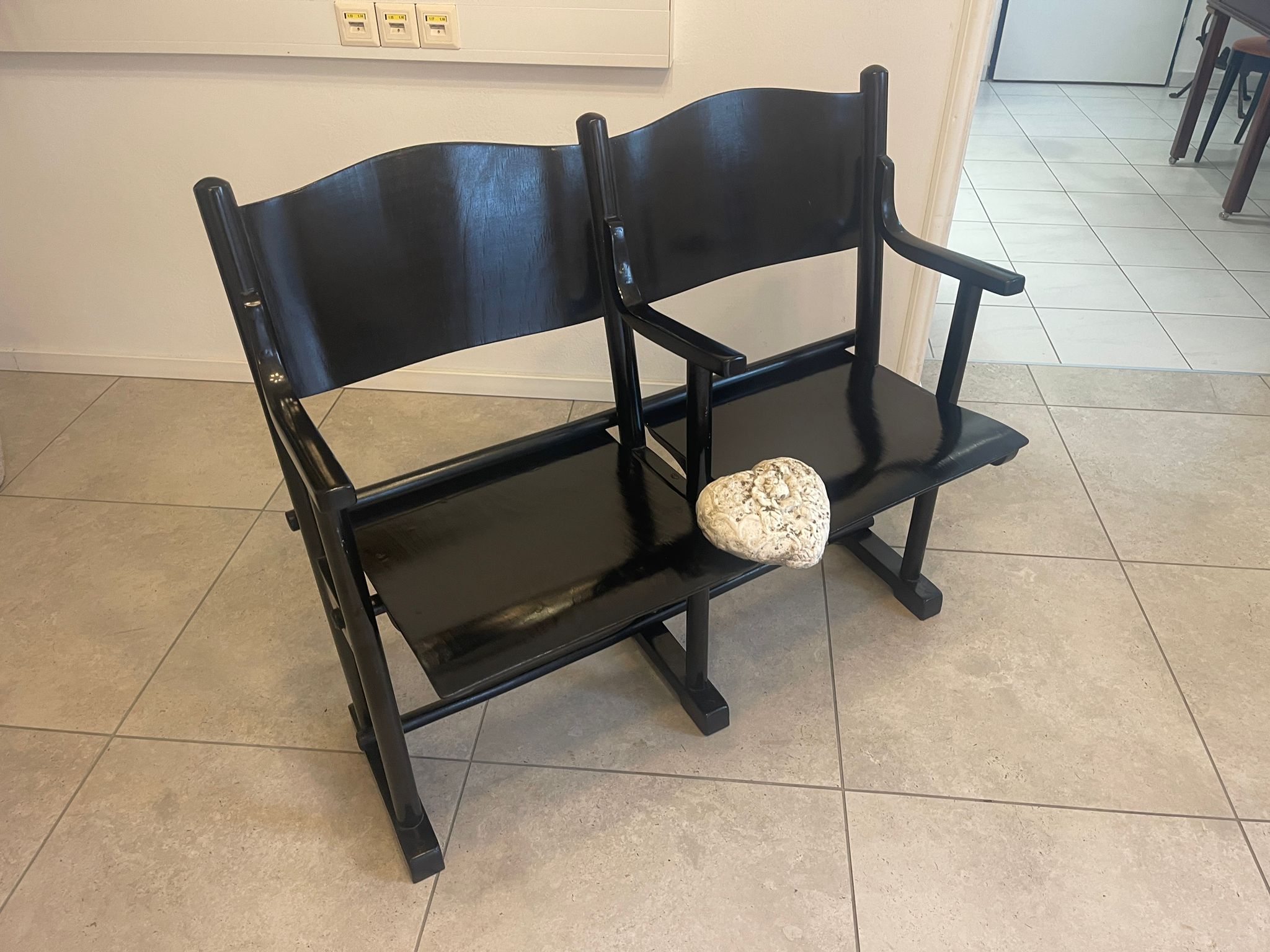 6bb4130e-1000-462c-91f4-da05d7653680 Praktische Kinostuhlreihe 2er Kinosessel Klappstuhl Vintage A5000