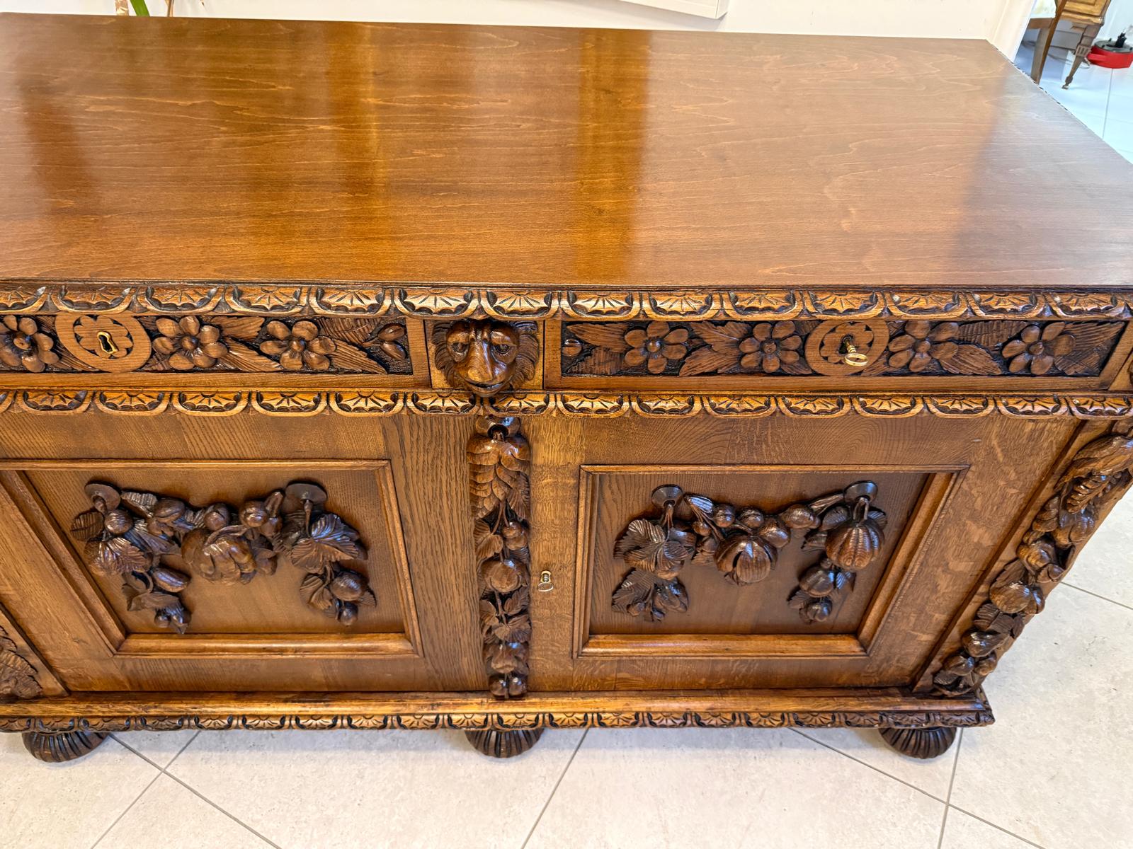 Restaurierte Gründerzeit Anrichte Vertiko Halbschrank Obstmotive G2397