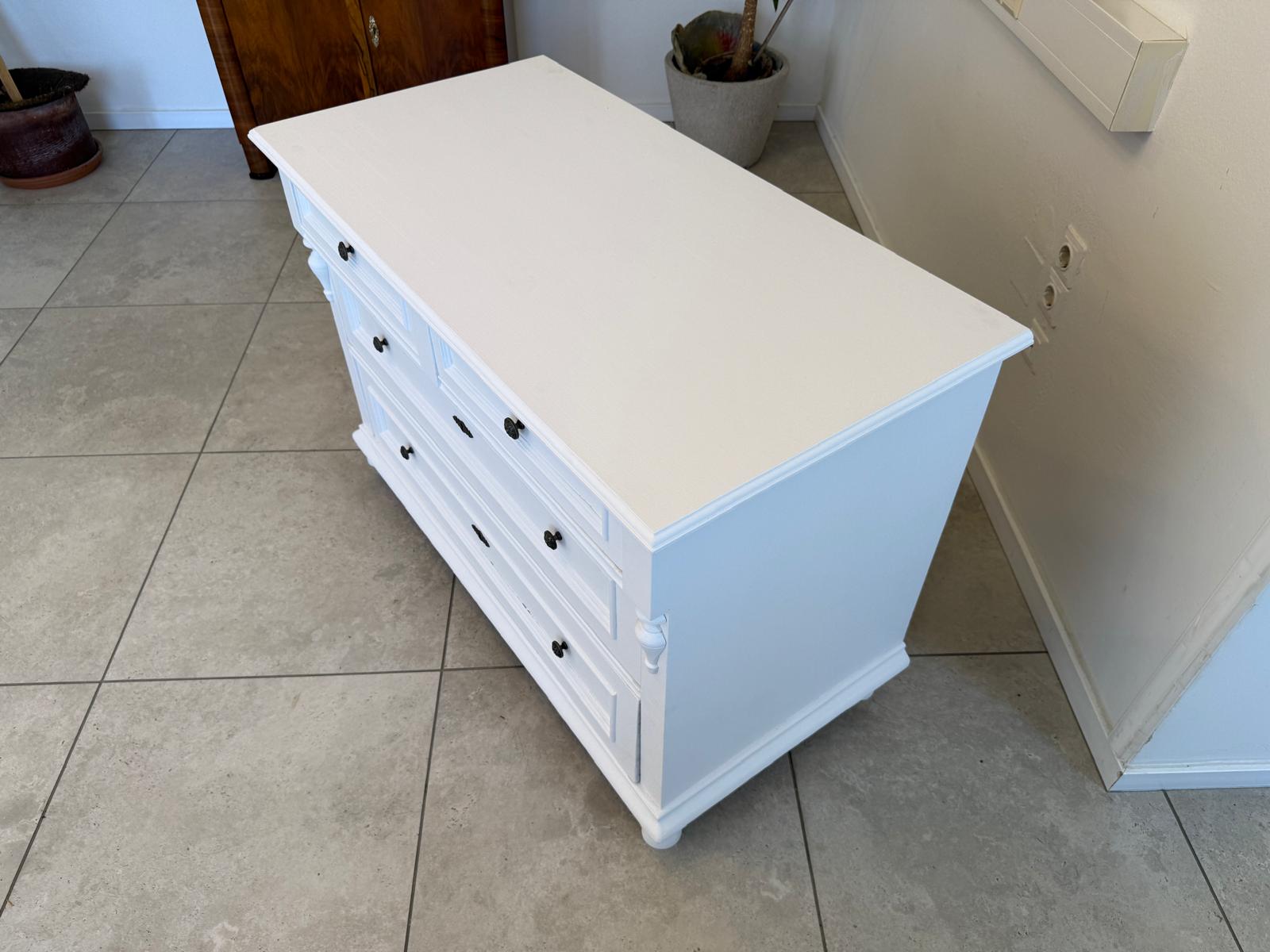 Bäuerliche Gründerzeit Anrichte Sideboard Kommode Naturholz  Weiss D2340