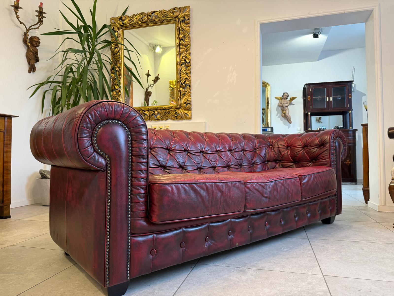 Chesterfield Ensemble 3 teilig Ledersofa Fauteuils Clubmöbel Cultmöbel D2302