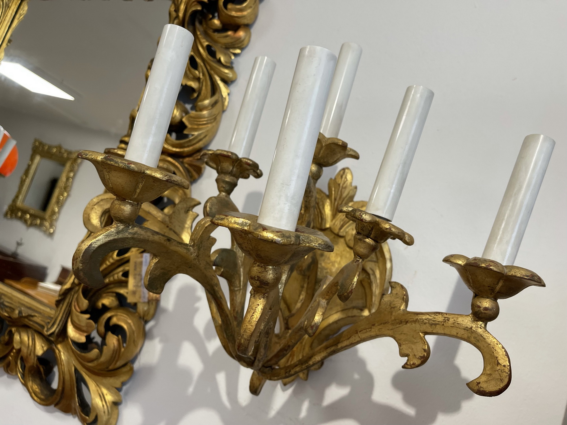 Biedermeierschreibtisch-Barocktisch_347 originale 2 Barock Wandleuchter Holzwandleuchter Barockleuchter A3204