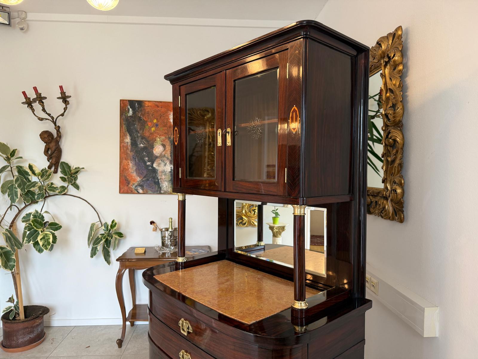 Sale Restauriertes Jugendstil Designerbuffet Aufsatzbuffet Schellack Antiquität G1814