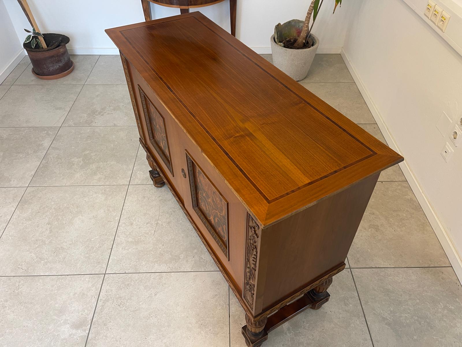 Elegante Anrichte Sideboard Kommode Barockstil  G1156