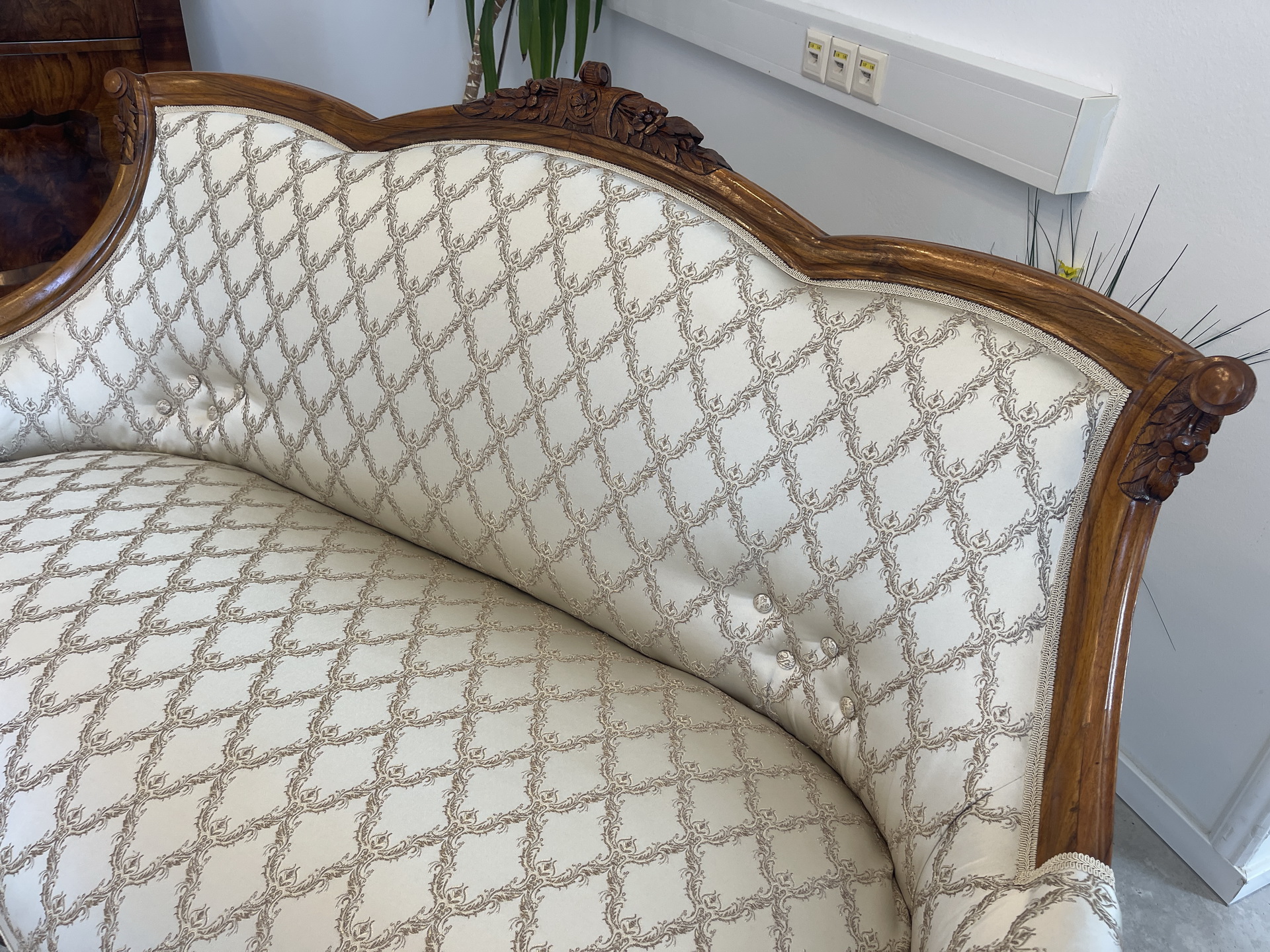 IMG_8818kVbyU07M4pgLb Restauriertes Antikes Gründerzeit Sofa Königssofa A4429