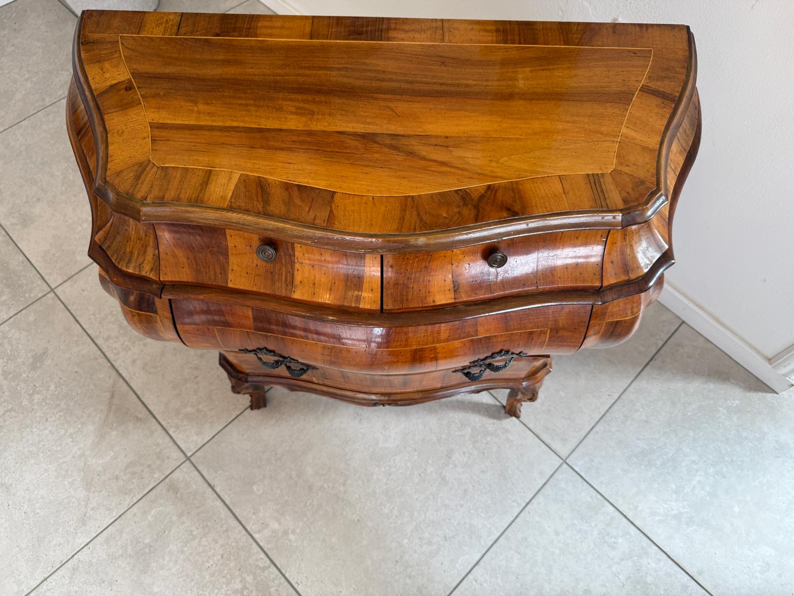 Barockstilkommode 4 Laden Kommode Marketerien Nussholz D2366