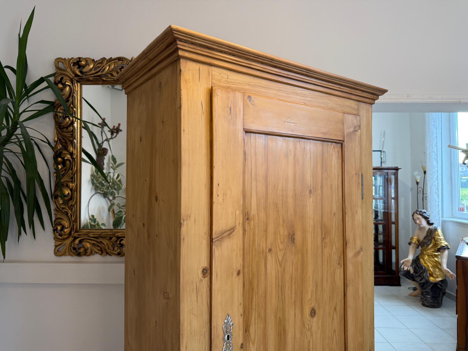 Restaurierter Biedermeier Bauernschrank Naturholzschrank G2206