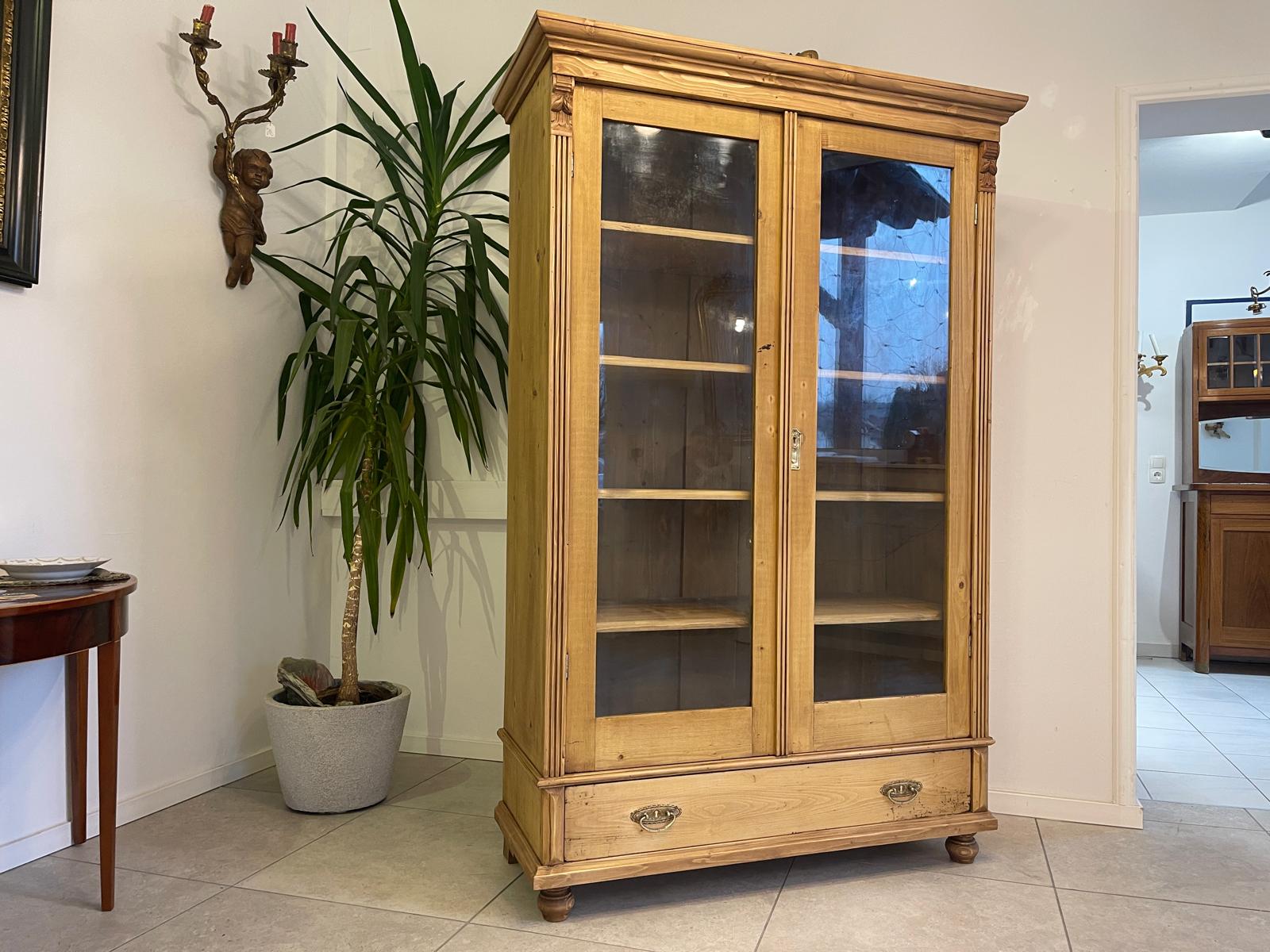 Bäuerliche Vitrine Bauernvitrine Bauernschrank Naturholz Bücherschrank Bauernmöbel A5131