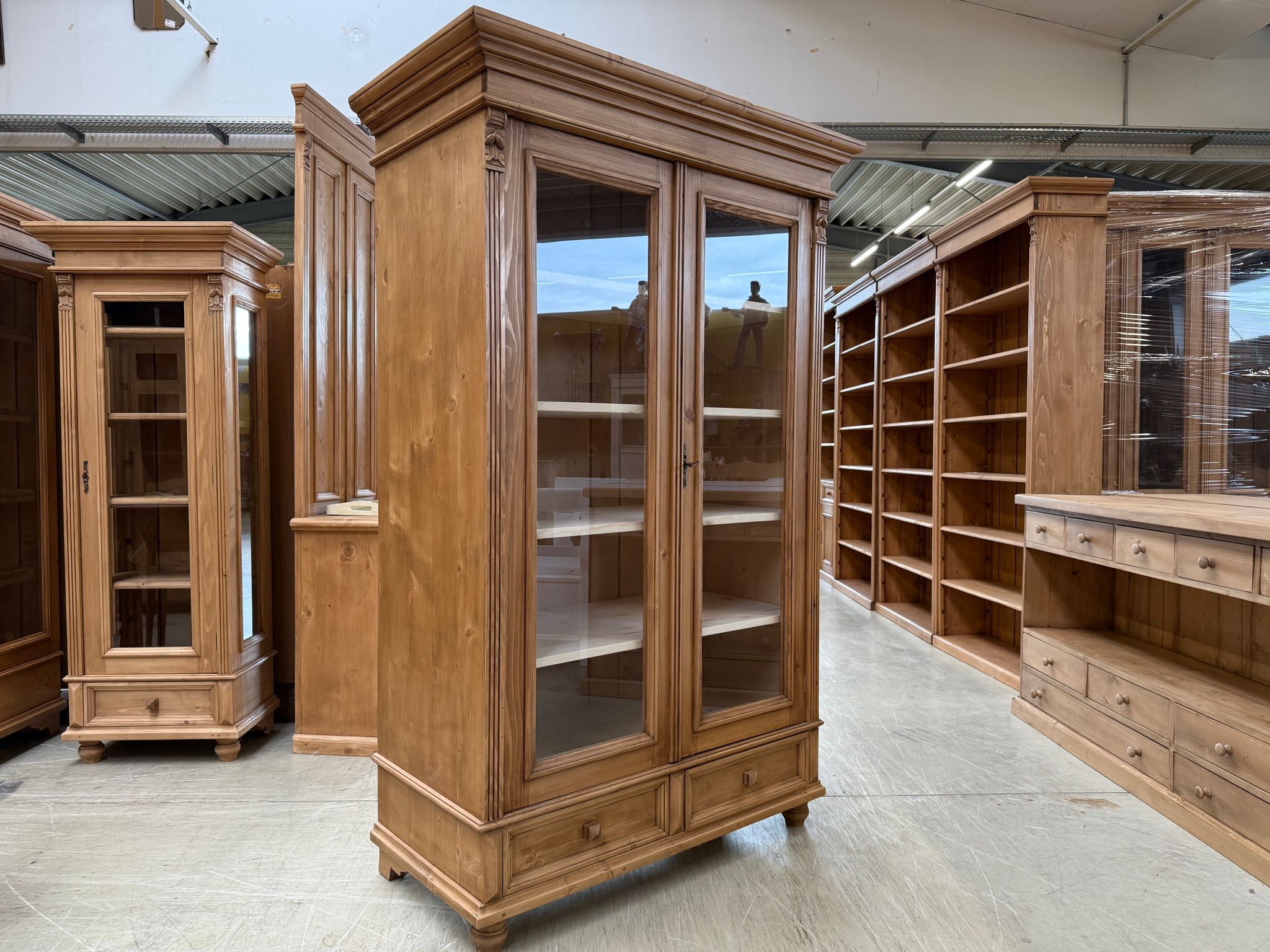 Antike Bauernvitrine Vitrine Naturholz Bücherschrank Alte Bauernmöbel G2105