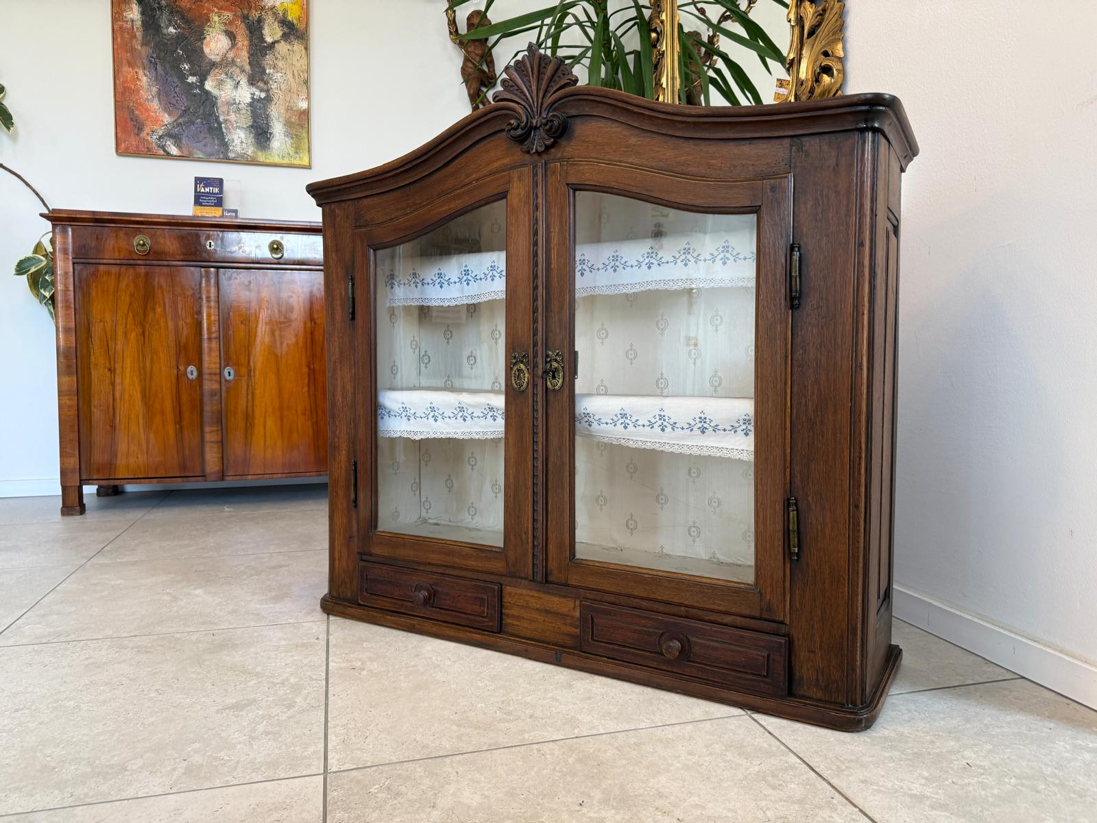 Originaler Barockaufsatz Vitrinenaufsatz Wandboard D2386