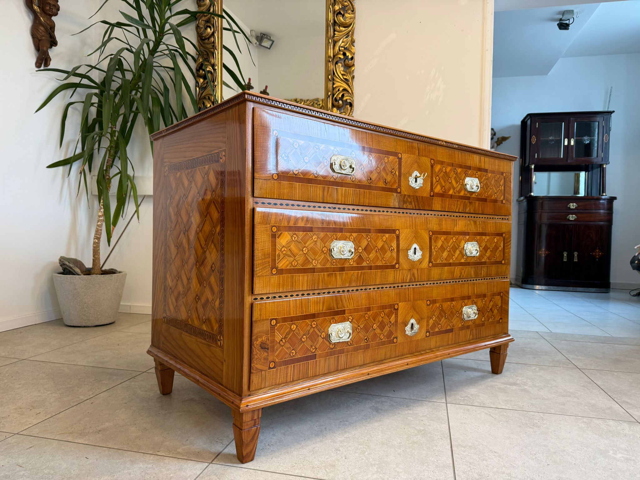 Restaurierte Marketierte Barock Ladenkommode Original Nussfurniert Antiquität D1045