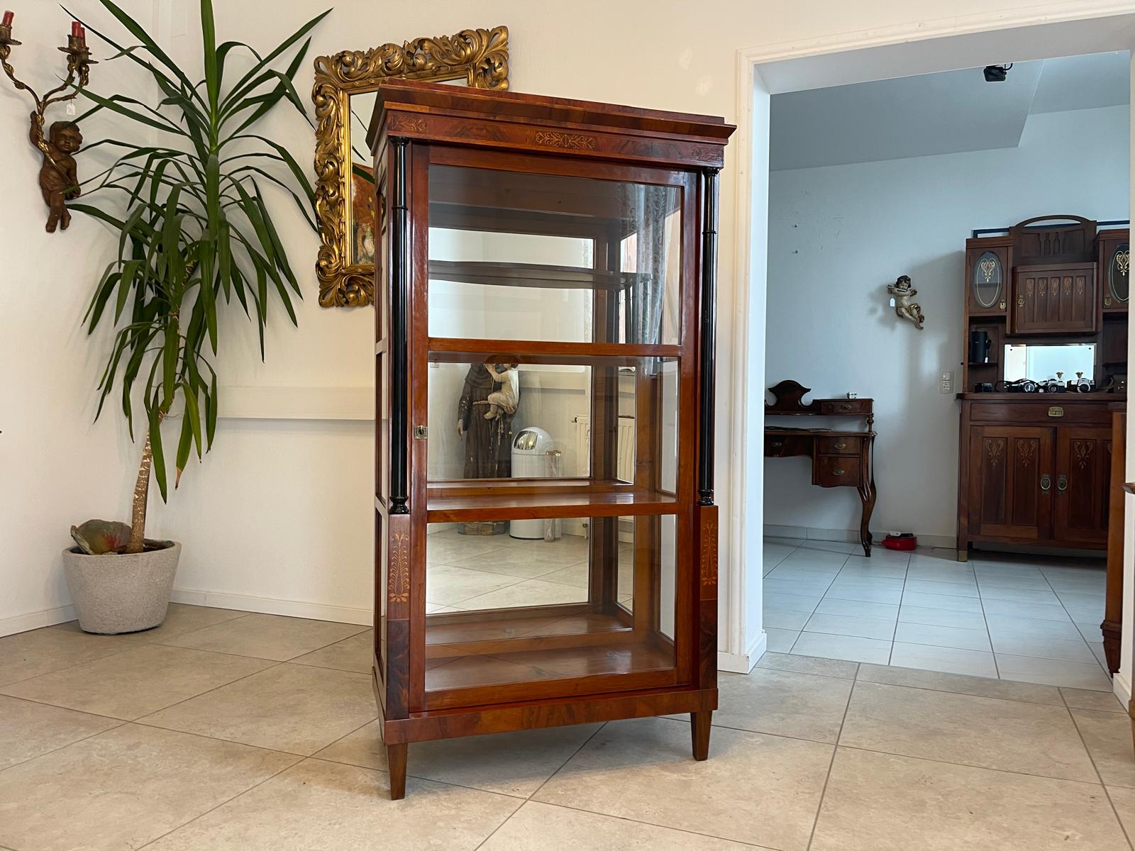 Originale Biedermeier Säulen Vitrine Glasschrank Antiquität Bücherschrank G1673