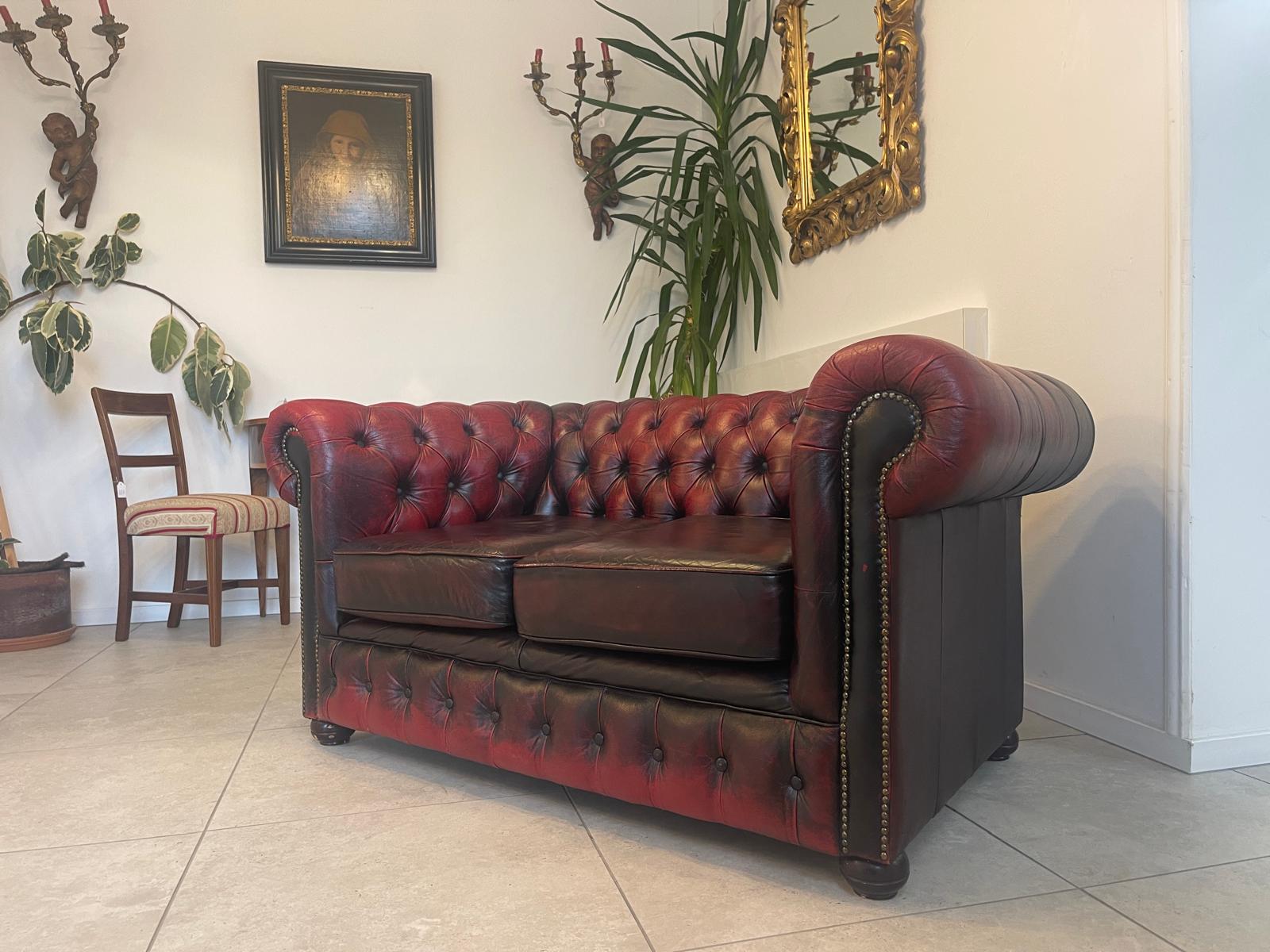 Chesterfield 2er Clubsofa Diwan Couch Oxblood G1053