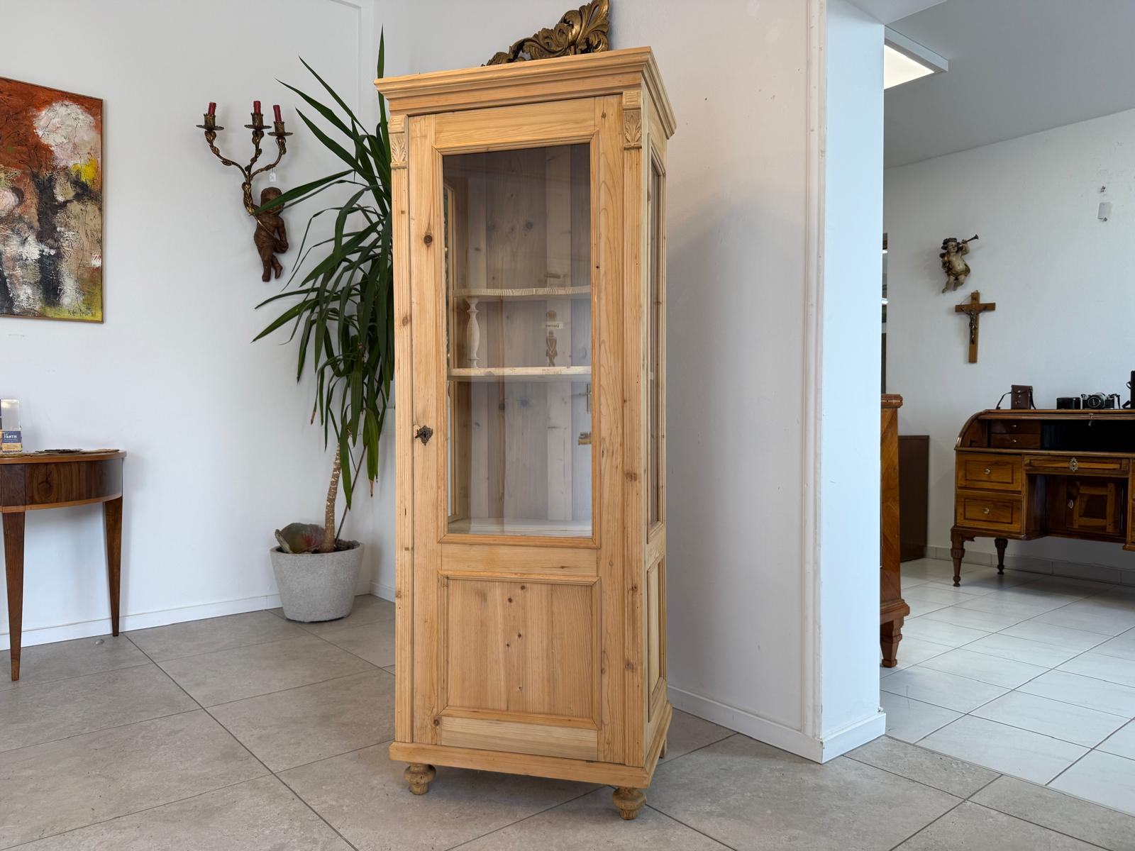 Bäuerliche Vitrine Bauernvitrine Bauernschrank Naturholz Vitrine G2147