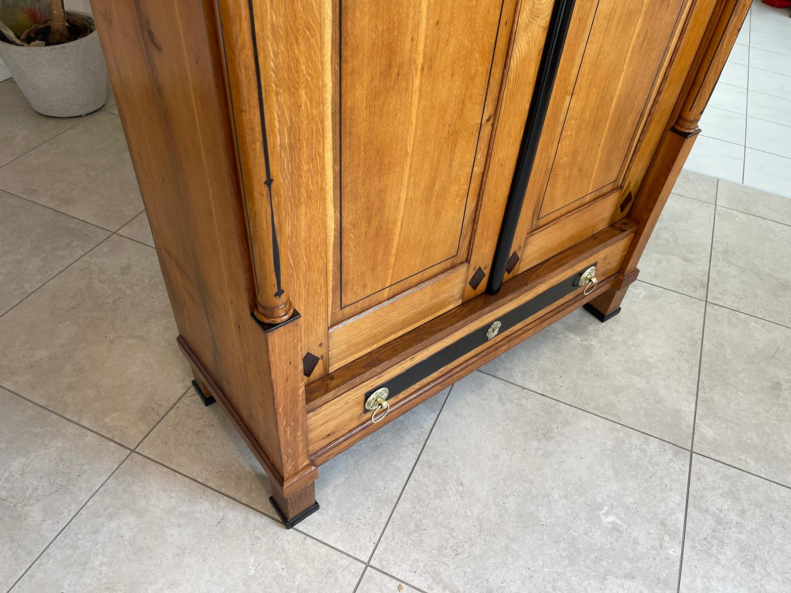 Sale Empire Schrank Säulenschrank Restauriert Antiquität Marketiert G1137