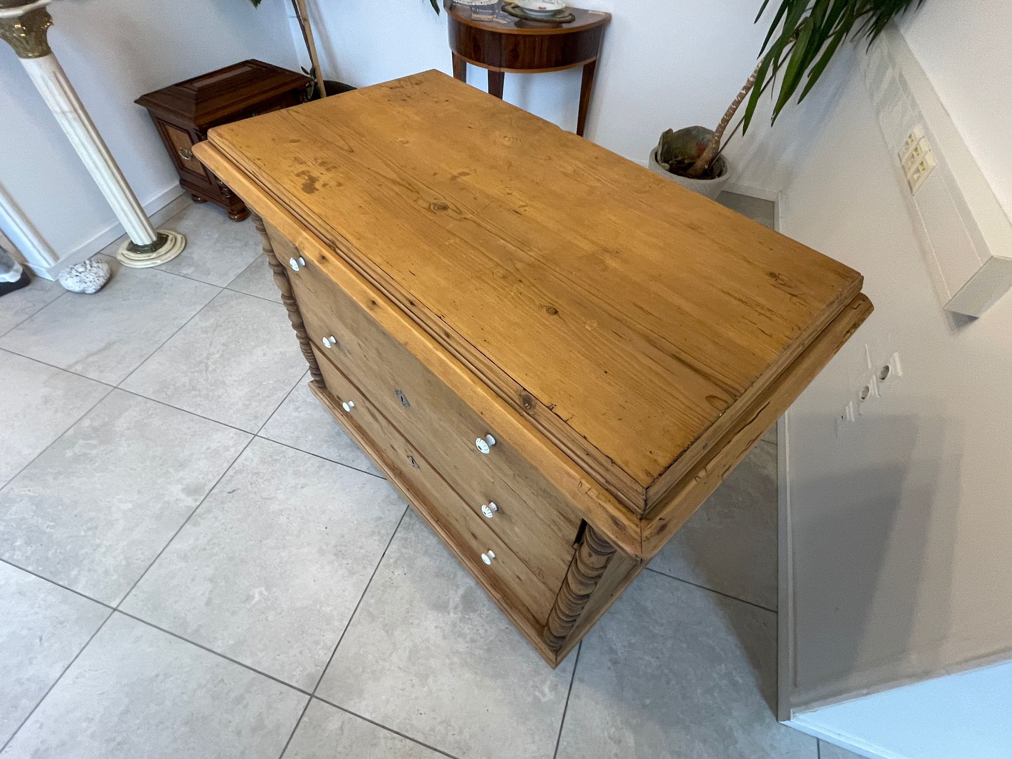 892f451d-b7dc-41ae-b926-f648d4516b49 Restaurierte Biedermeier Kommode 3 Ladenkommode A5058