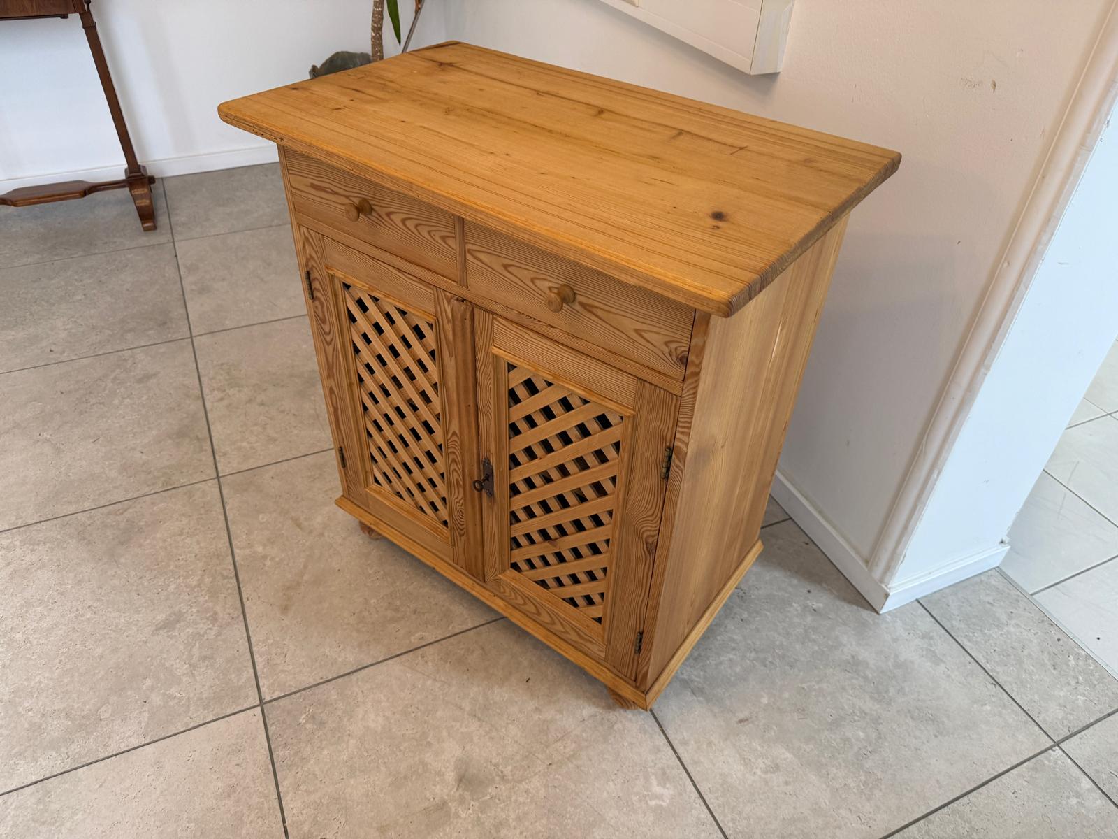 Antike Bäuerliche Anrichte Kommode Kasterl Bauernmöbel Antik D1222