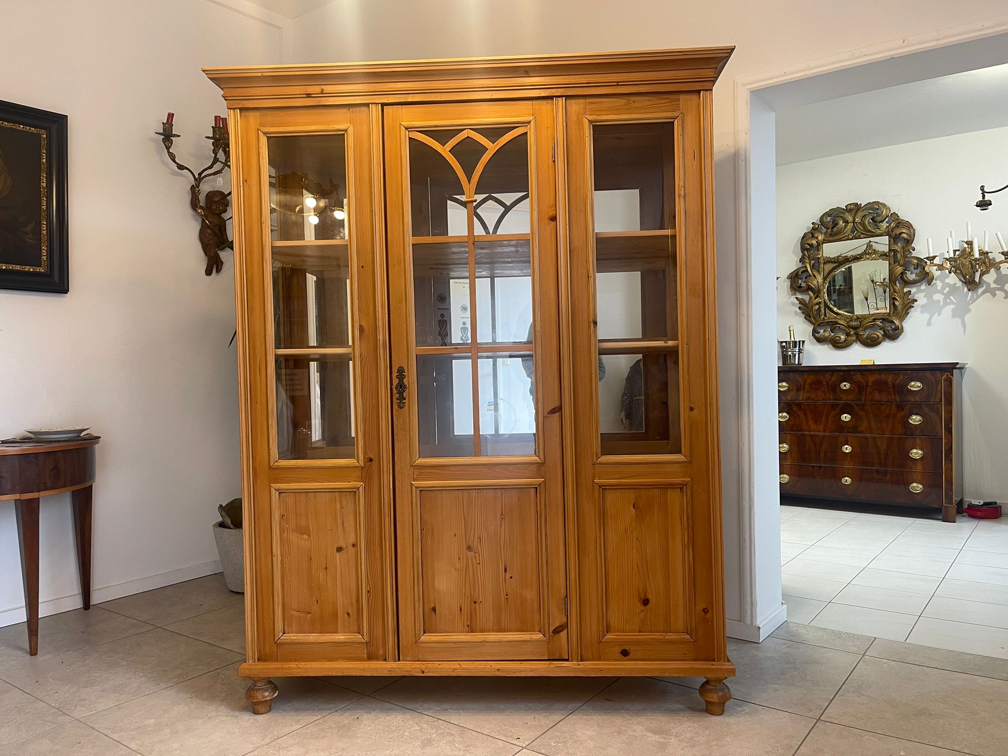 Bäuerlicher Vitrinenschrank Bücherschrank Bauernschrank Glasschrank E1004