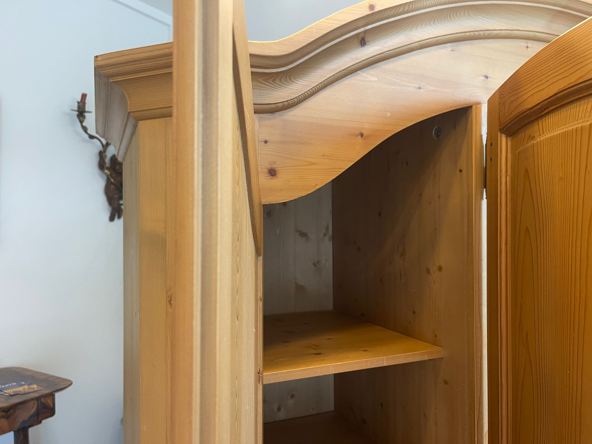 Antiker Bauernschrank teilmassiver Schrank Dielenschrank Kleiderkasten G1605