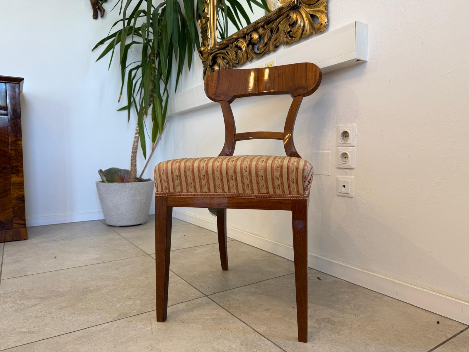Originaler Biedermeier Sessel Antik Nussholz Antiquität D2408