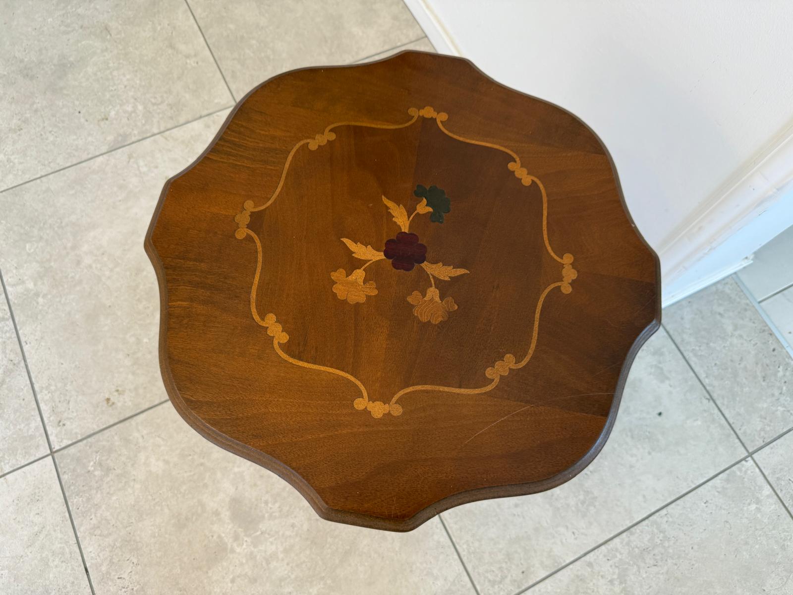 Zierlicher Schachtisch Tischerl Barockstil Beistelltisch G1755
