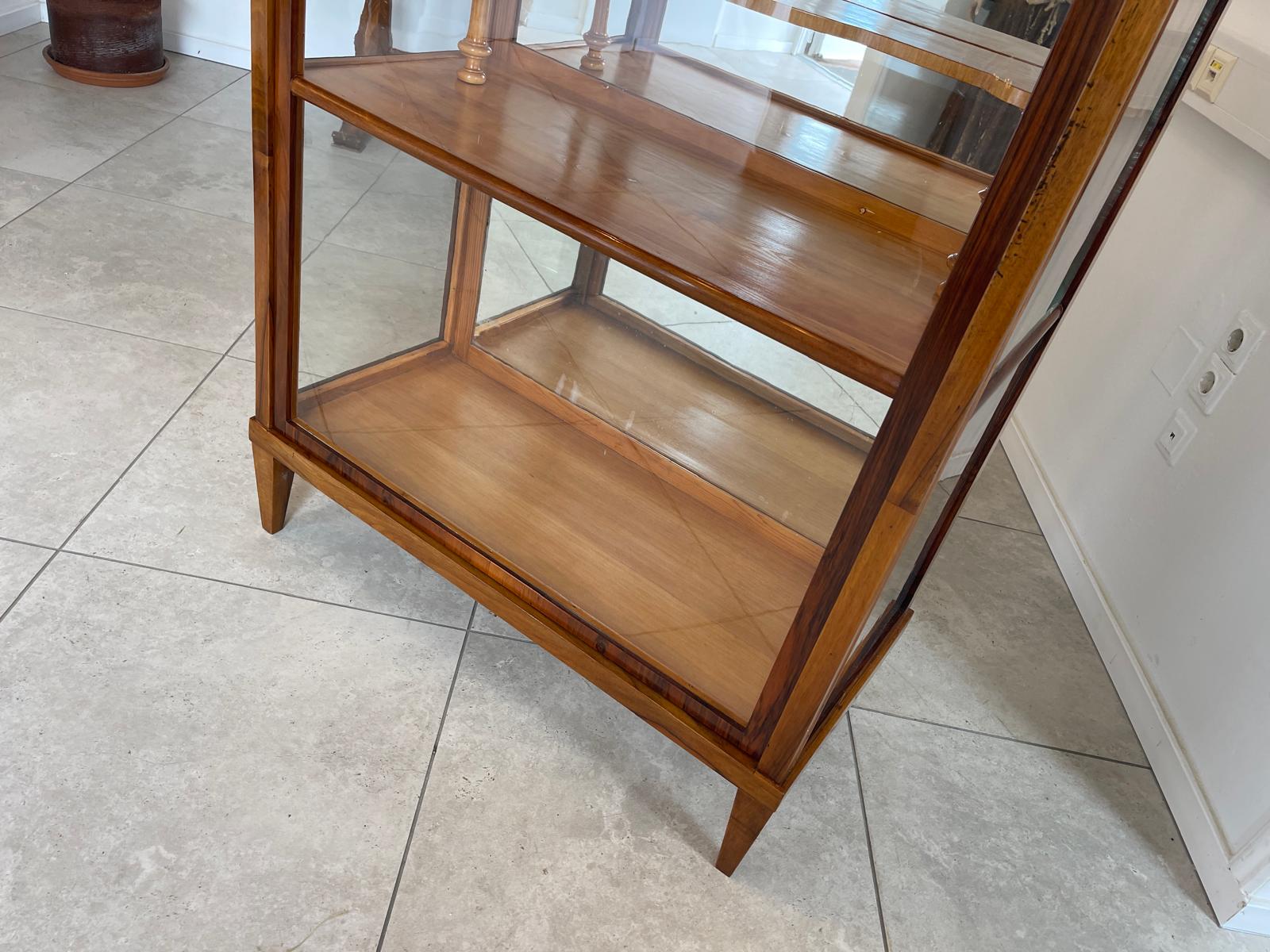 Biedermeier Vitrine Bücherschrank Nussholz Antiquität G1316