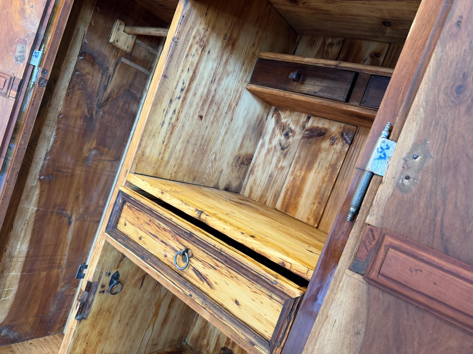 Barocker Hallenschrank Barockschrank Maria Theresienschrank D1179